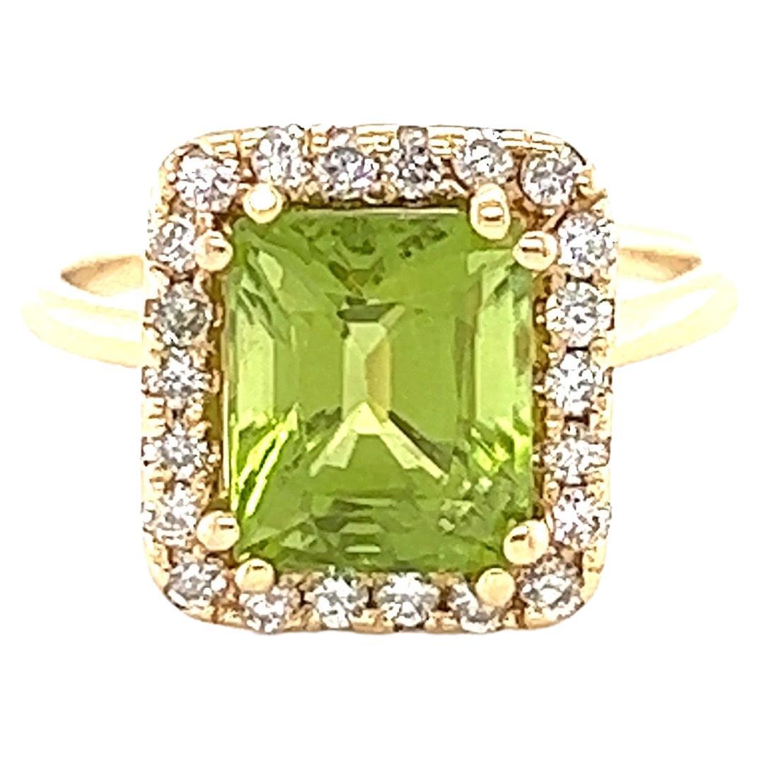 4.37 Carat Peridot Diamond Yellow Gold Ring For Sale