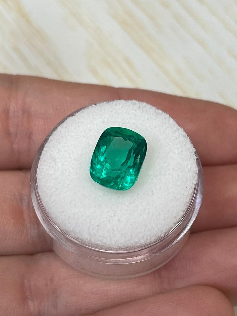 Modern 4.38 Carat 11x8 Vivid Muzo Green Colombian Emerald - AAA+ Cushion Cut May Gem