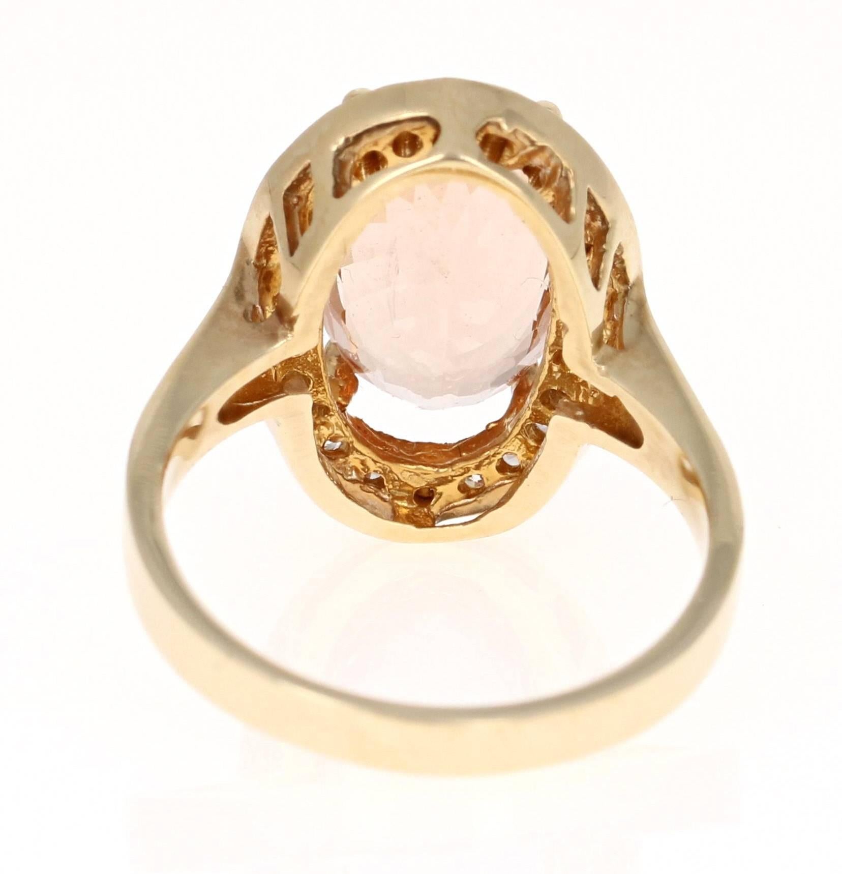 Contemporary 4.38 Carat Morganite Diamond 14 Karat Yellow Gold Cocktail Ring