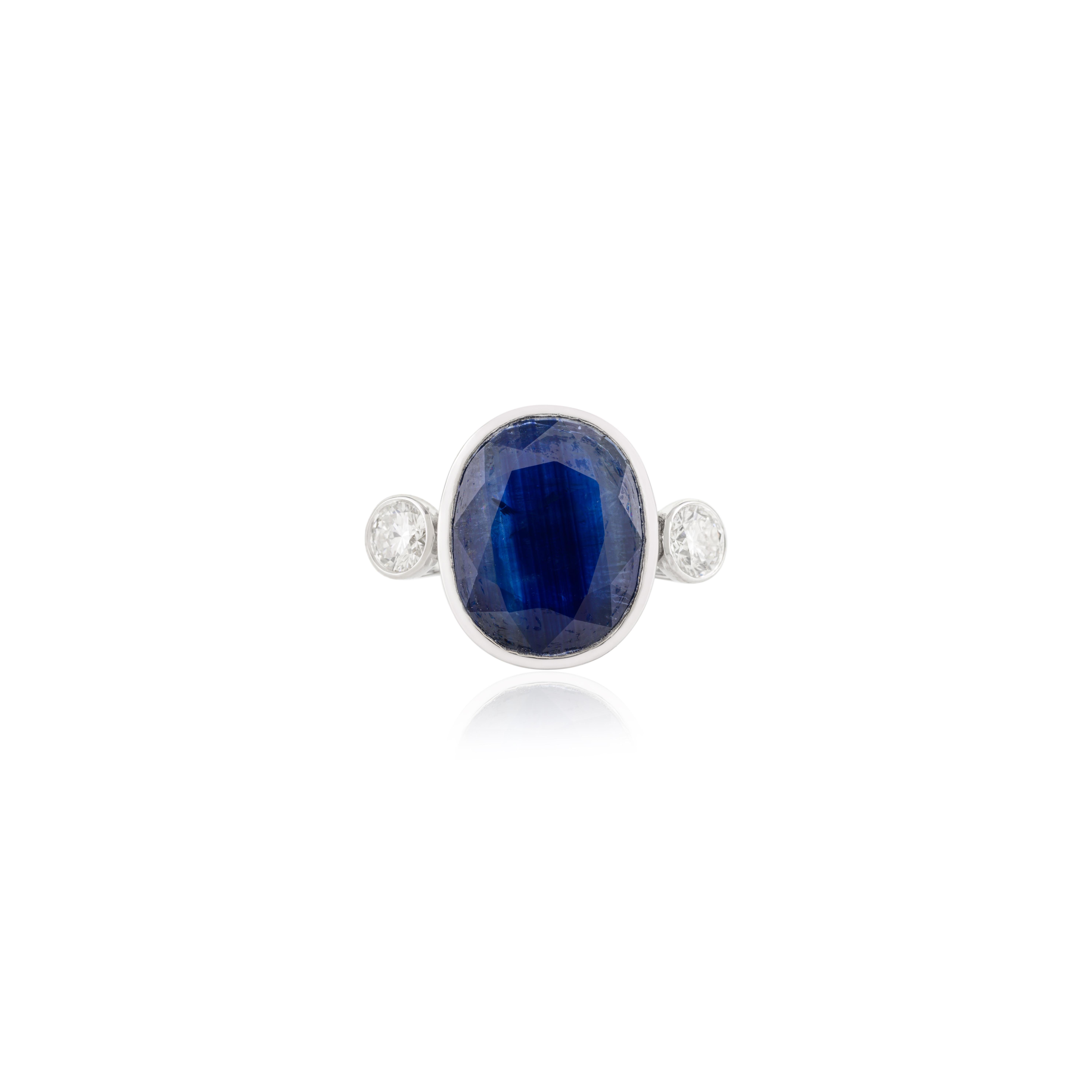 En venta: Anillo de tres piedras de oro blanco de 18 quilates con zafiro azul ovalado certificado de 4,38 quilates  7