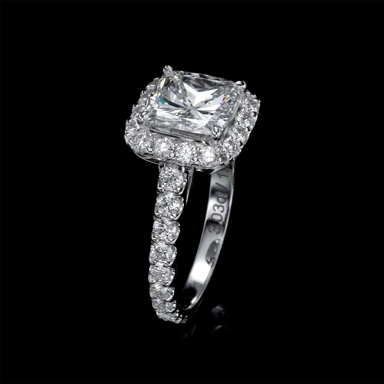 Women's 4.39 carat natural diamond ring- GIA certificate For Sale