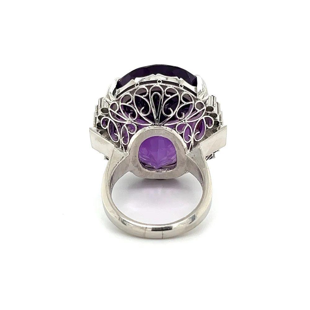 43.95 Carat Oval Amethyst and Diamond Platinum Vintage Cocktail Ring In Excellent Condition In Montreal, QC