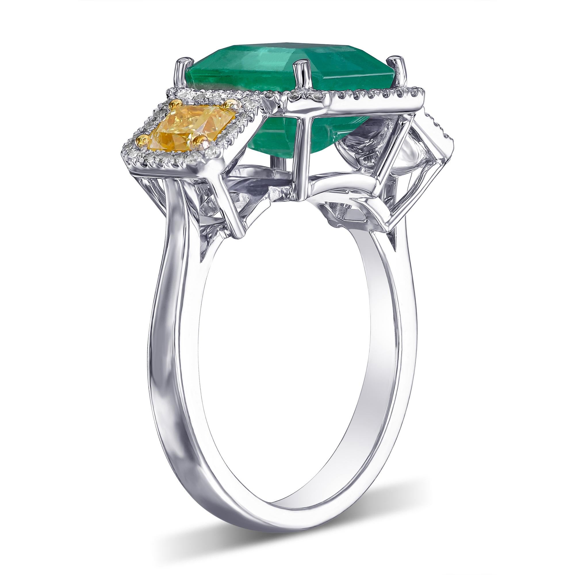 Square Cut $1 NO RESERVE - 4.39ct Emerald, 1.17ct Fancy Diamonds & 0.50ct F-G Diamonds
