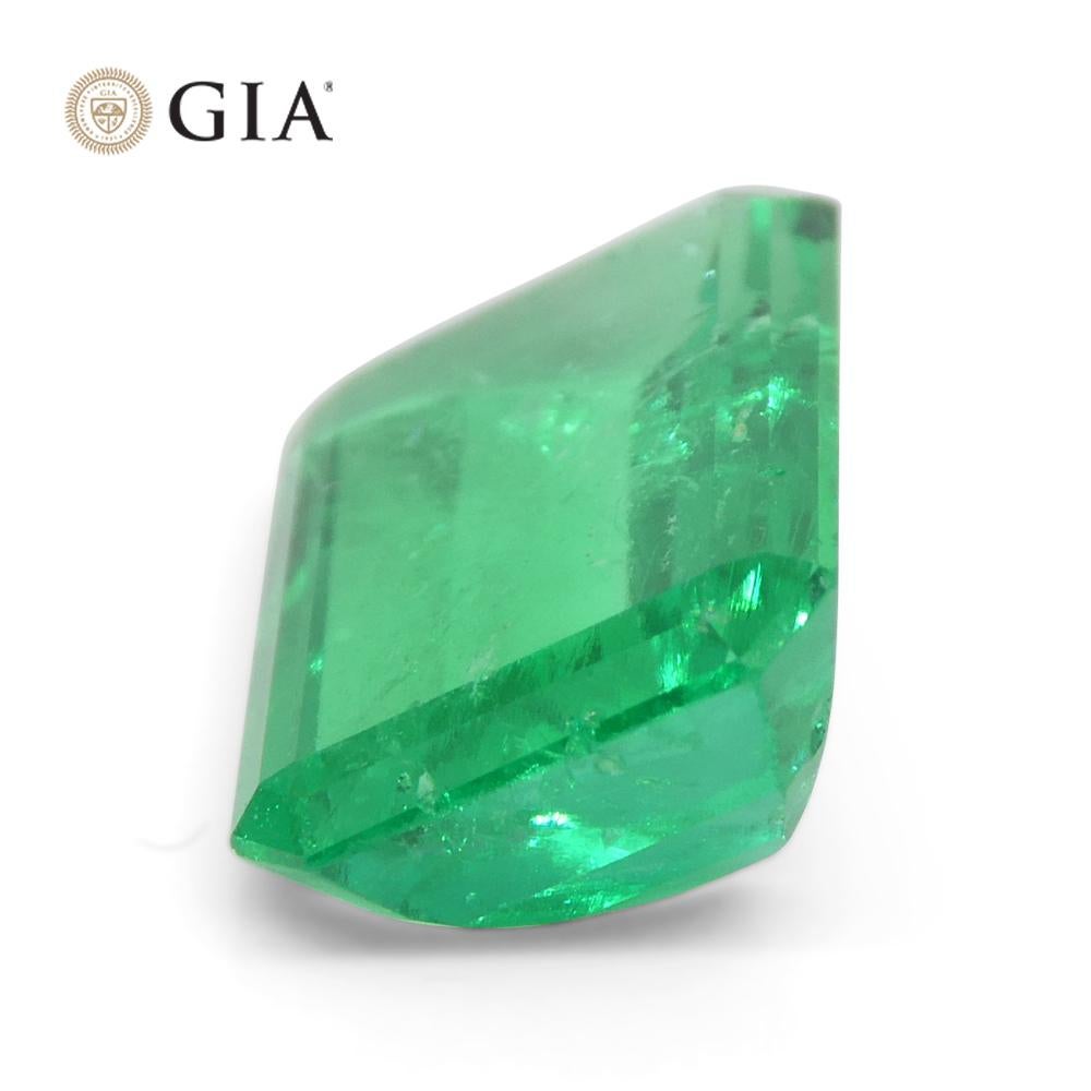 4.39ct Octagonal/Emerald Green Emerald GIA Certified Colombia   For Sale 5