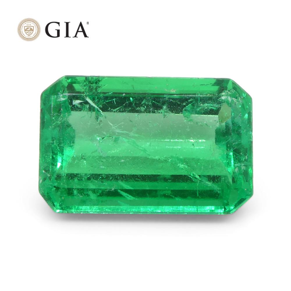 4.39ct Octagonal/Emerald Green Emerald GIA Certified Colombia   For Sale 8