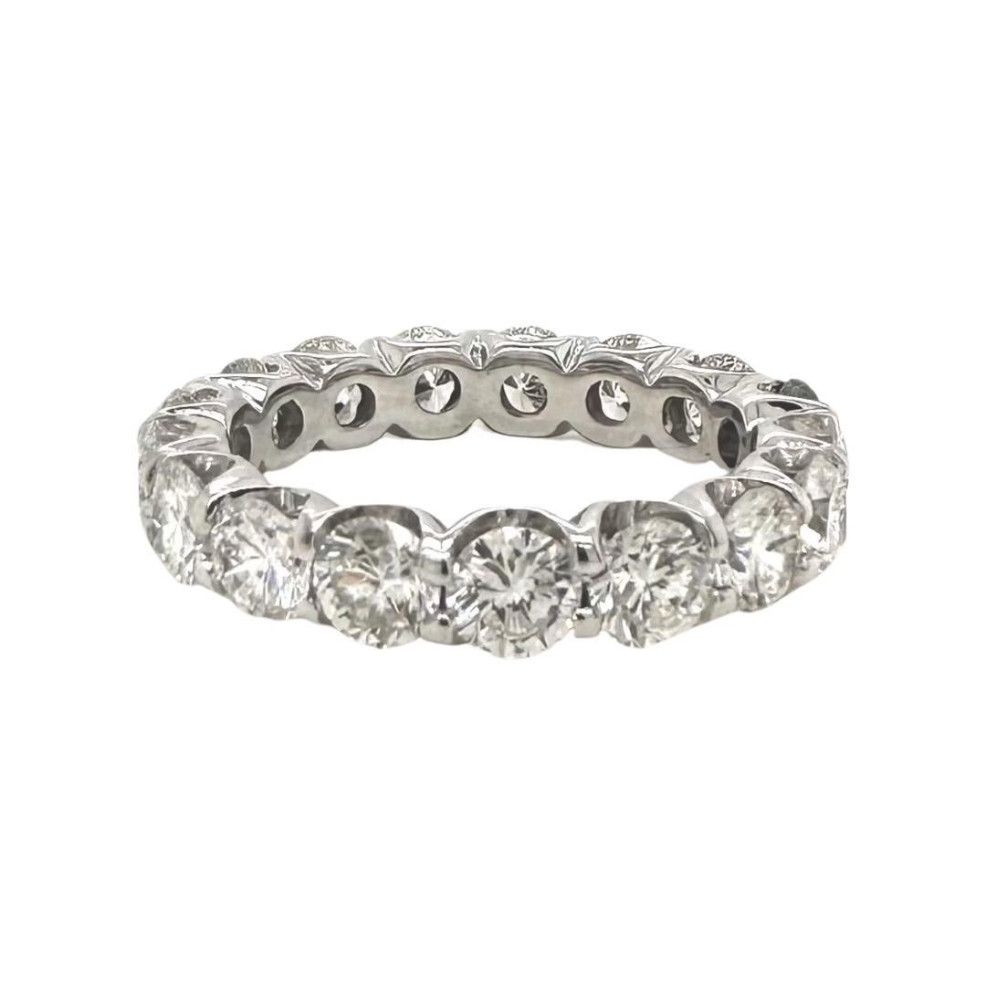 Style: Eternity Wedding Band

Metal: White Gold 

Metal Purity: 14K 

​​​​​​​Stones: Diamonds

Diamond Color: G-H

Diamond Clarity: I1

Diamond Cut: Brilliant Cut

Diamonds: 17

​​​​​​​Total Carat Weight: 4.3 ct​​​​​​​

Ring Size: 7

Includes: 24