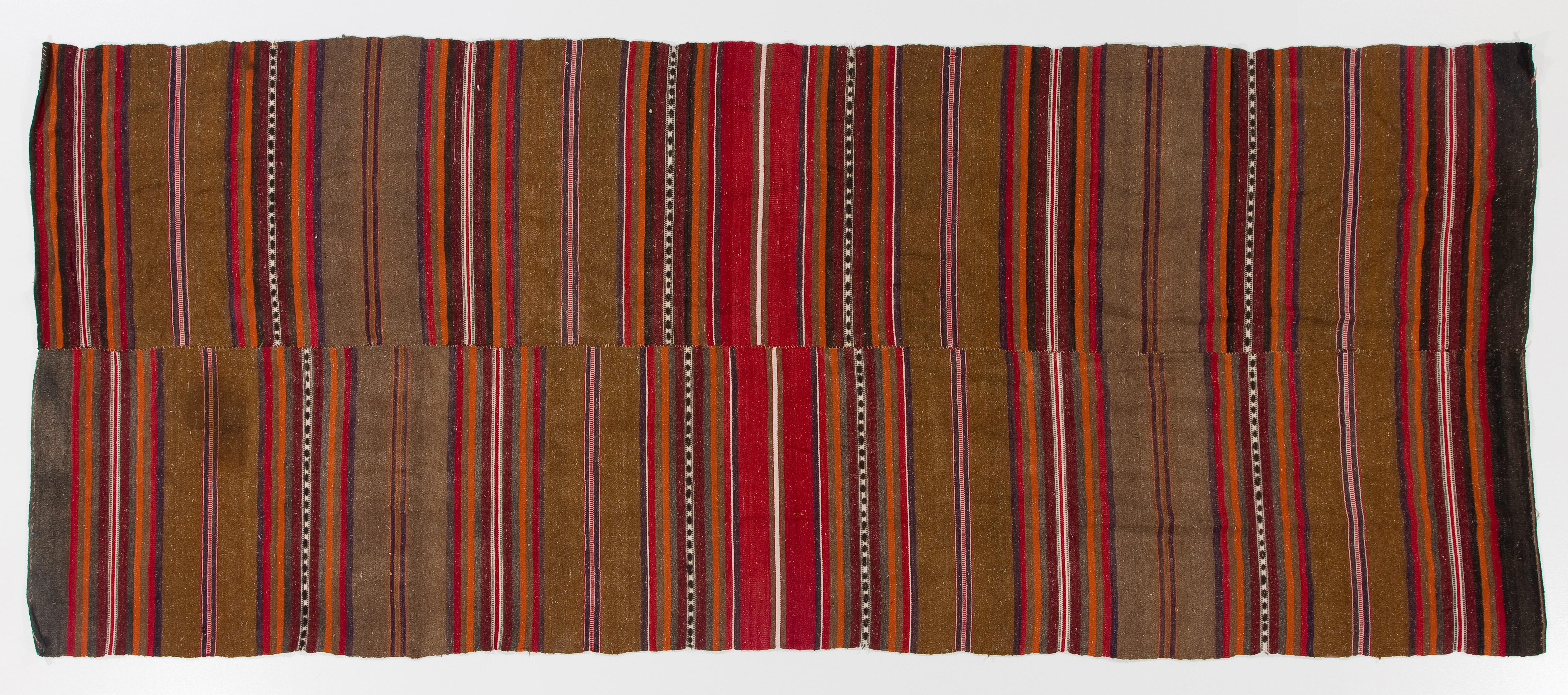 Türkischer Vintage-Kelim-Teppich mit Bändern 4.3x10,5 Ft. AllWool Flachgewebe-Bodenbelag im Zustand „Gut“ im Angebot in Philadelphia, PA