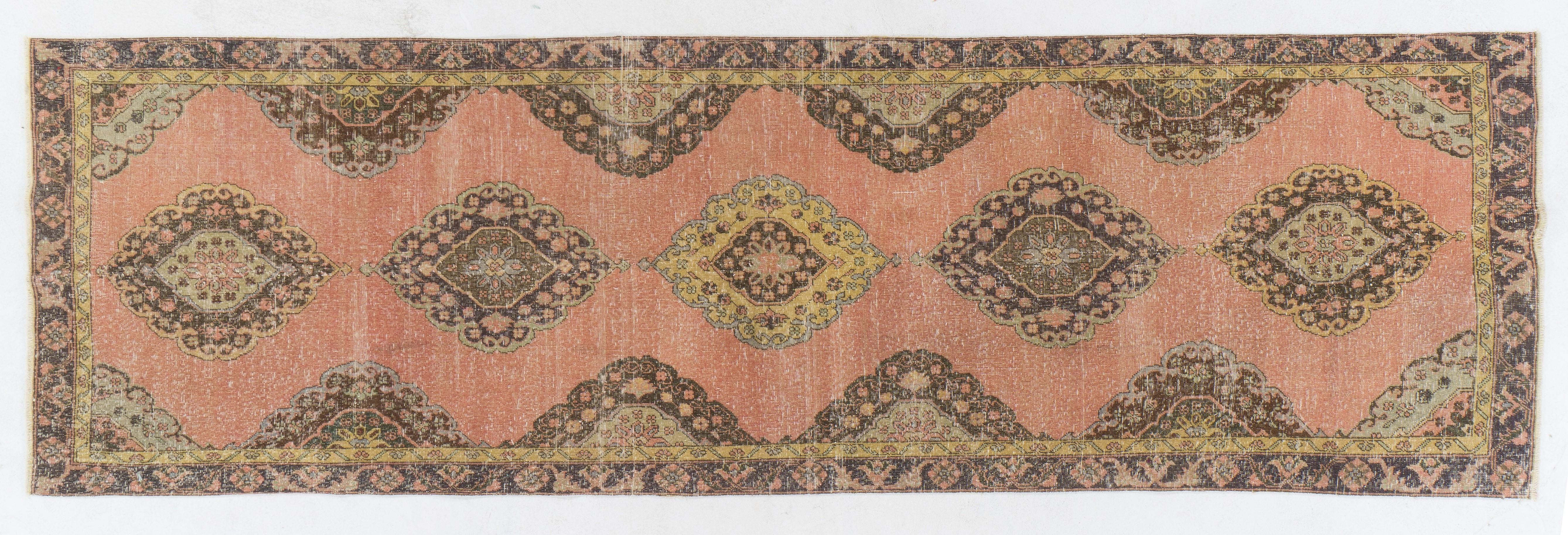 Noué à la main 4.3x13.4 Ft Tapis turc unique en son genre. Ca 1950. Tapis d'entrée en laine fait à la main en vente
