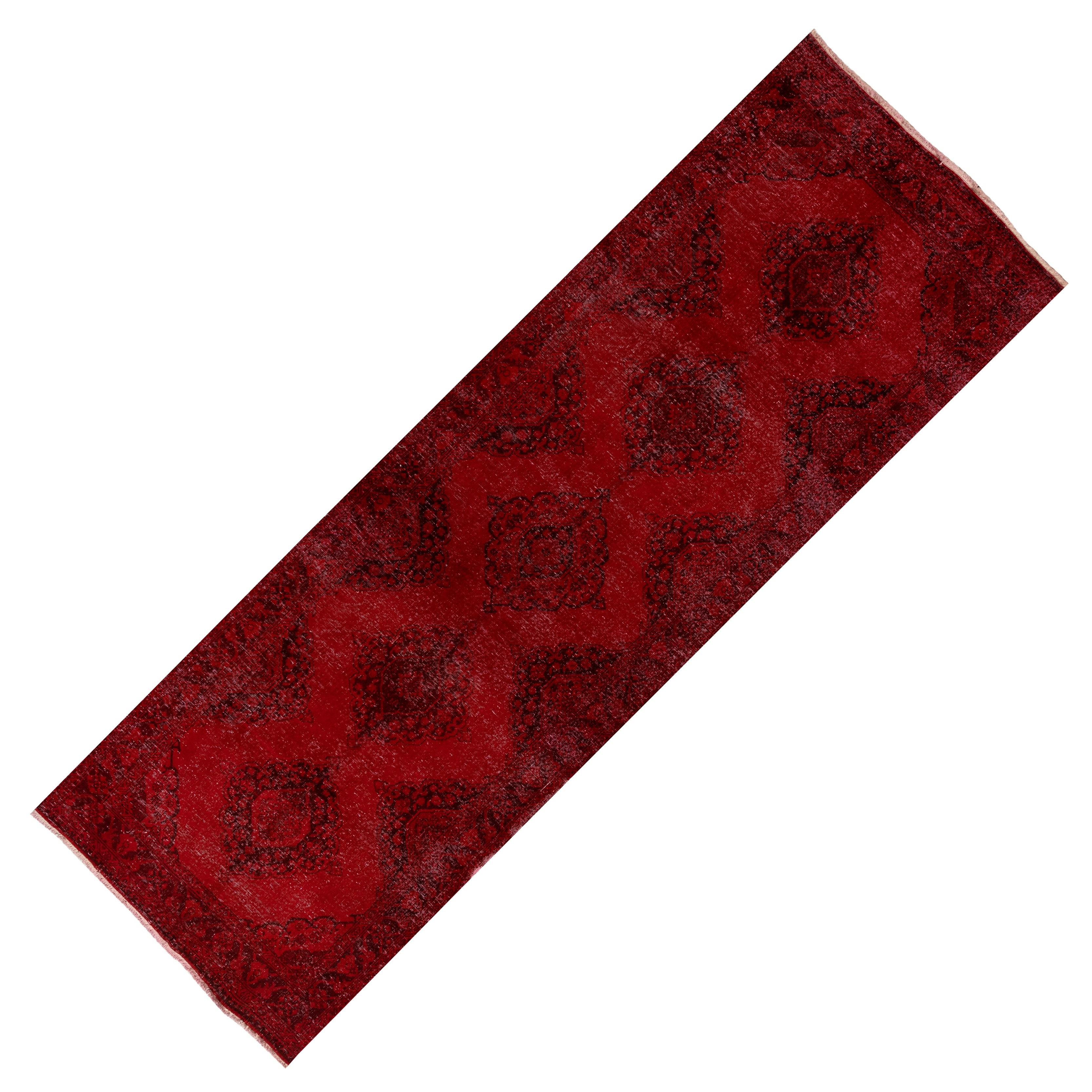 4.3x13.5 Ft Handmade Anatolian Runner Rug. Modern Burgundy Red Corridor Carpet In Good Condition For Sale In Philadelphia, PA