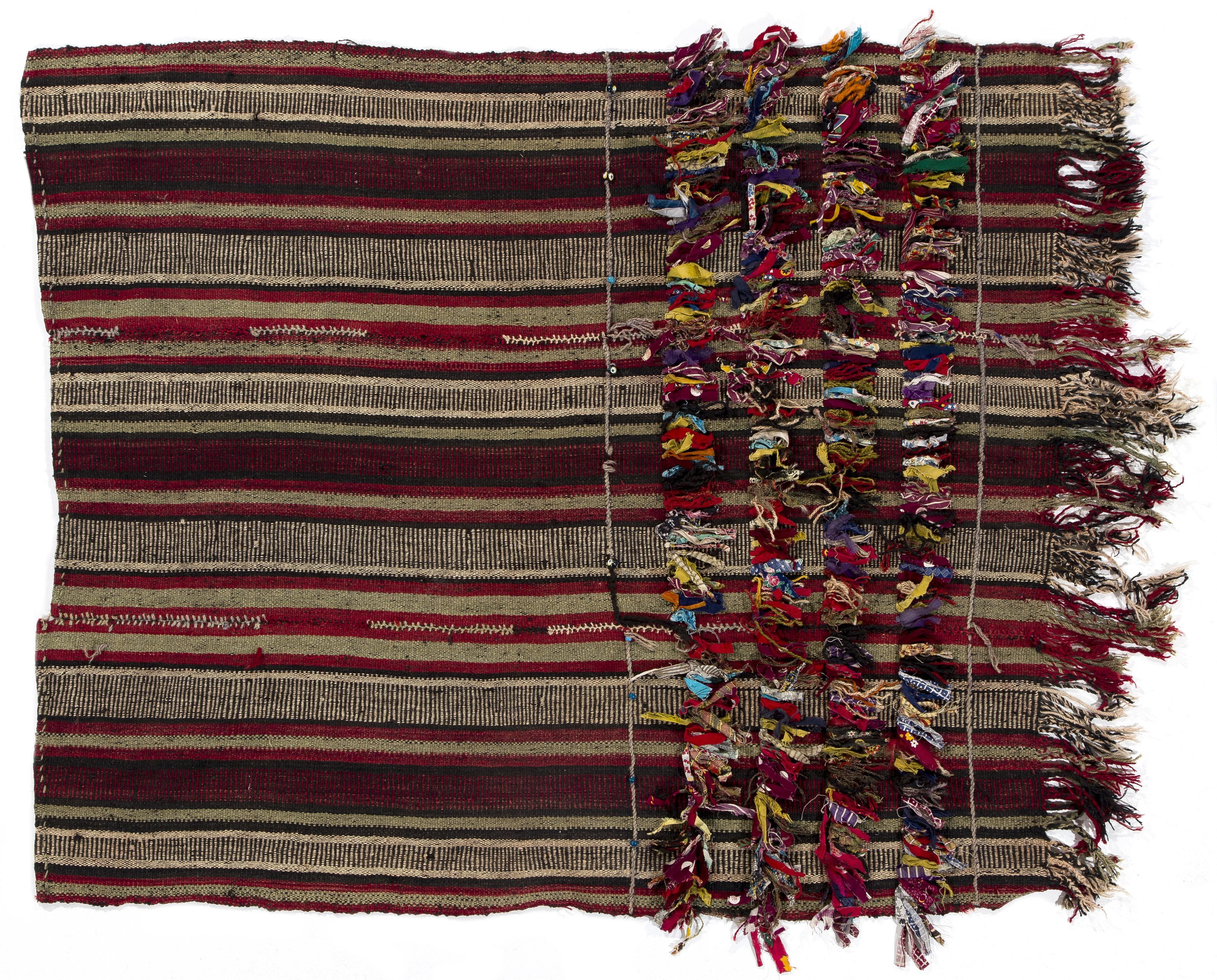 4.2x5 Ft Handmade Turkish Wool Kilim with Colorful Poms, Folk Art, Wall Hanging (en anglais) Bon état - En vente à Philadelphia, PA