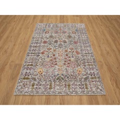 4'3"x6'2" Snow White Vase Design Silk with Textured Wool Hand Knotted Rug