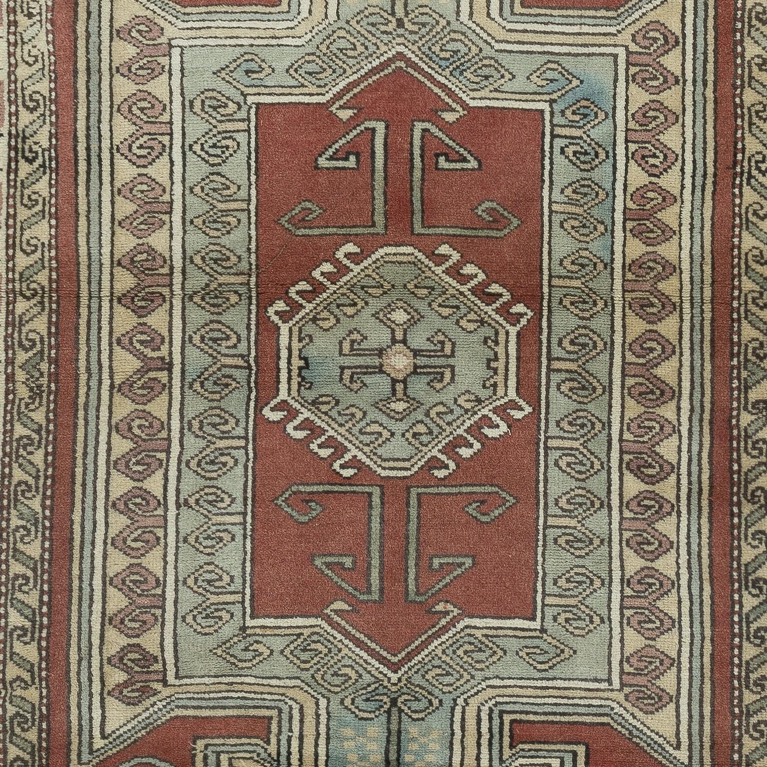 4.3x7.3 Ft One of a kind Vintage Handmade Turkish Rug, 100% Wool (Handgeknüpft) im Angebot