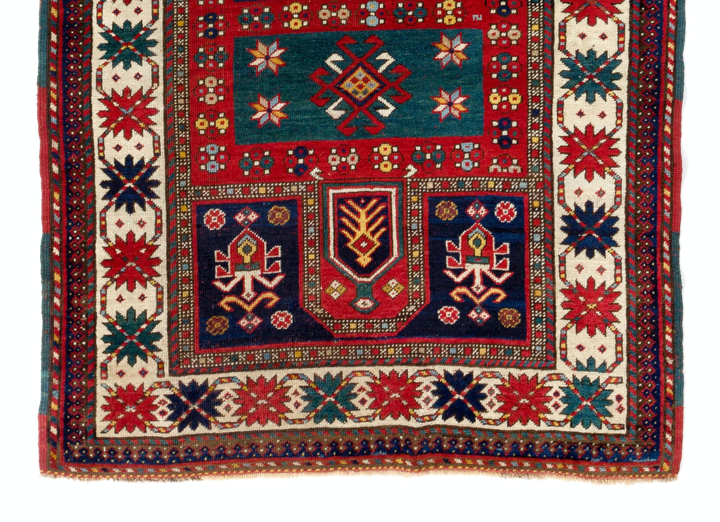 Caucasien 4.3x9.6 Ft Antique Caucasian Kazak Rug. Pile complète. Condition originale. Vers 1880 en vente