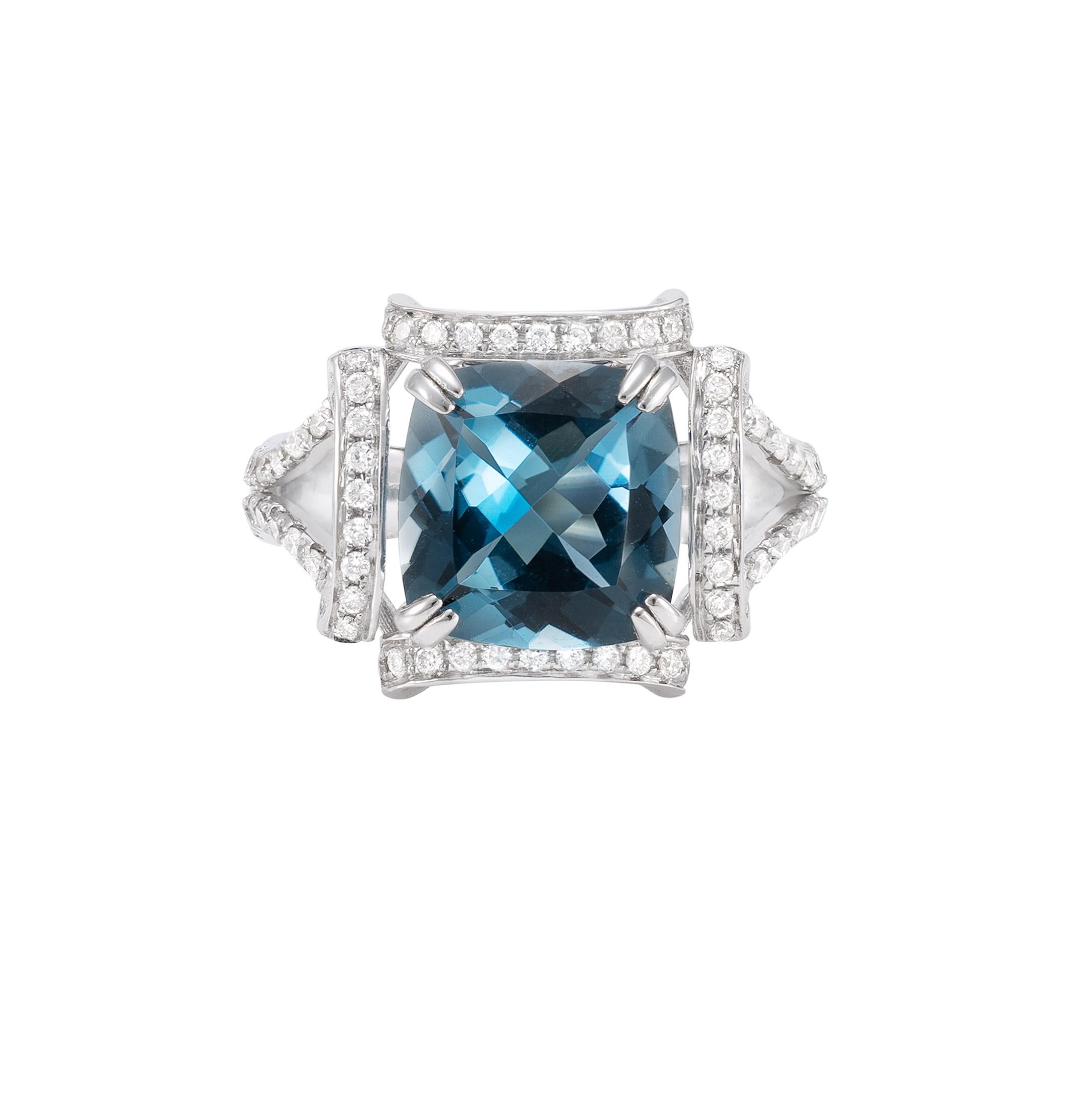 4.4 Carat London Blue Topaz Ring with Diamond in 18 Karat White Gold In New Condition For Sale In Hong Kong, HK