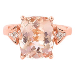 Anello con morganite e diamanti da 4,4 carati in oro rosa da 18 carati