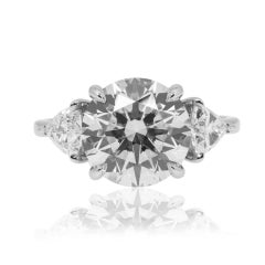 4.4 Carat Round Brilliant Diamond Ring Brilliant White 18K Gold Everyday Royalty