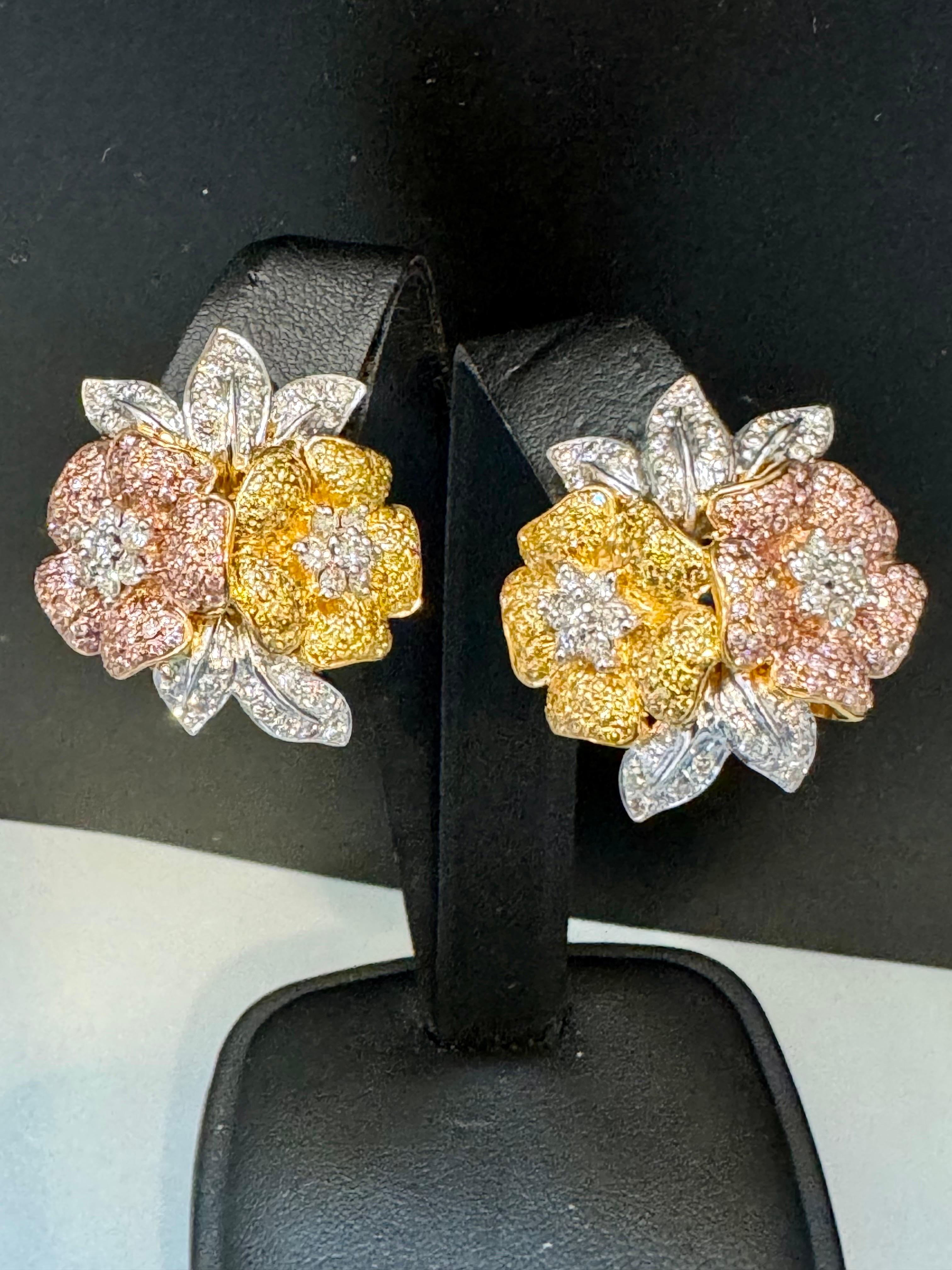 4.4 Ct Natural Fancy Color Diamond Flower Earrings in 18 Kt Multi Color Gold  For Sale 7