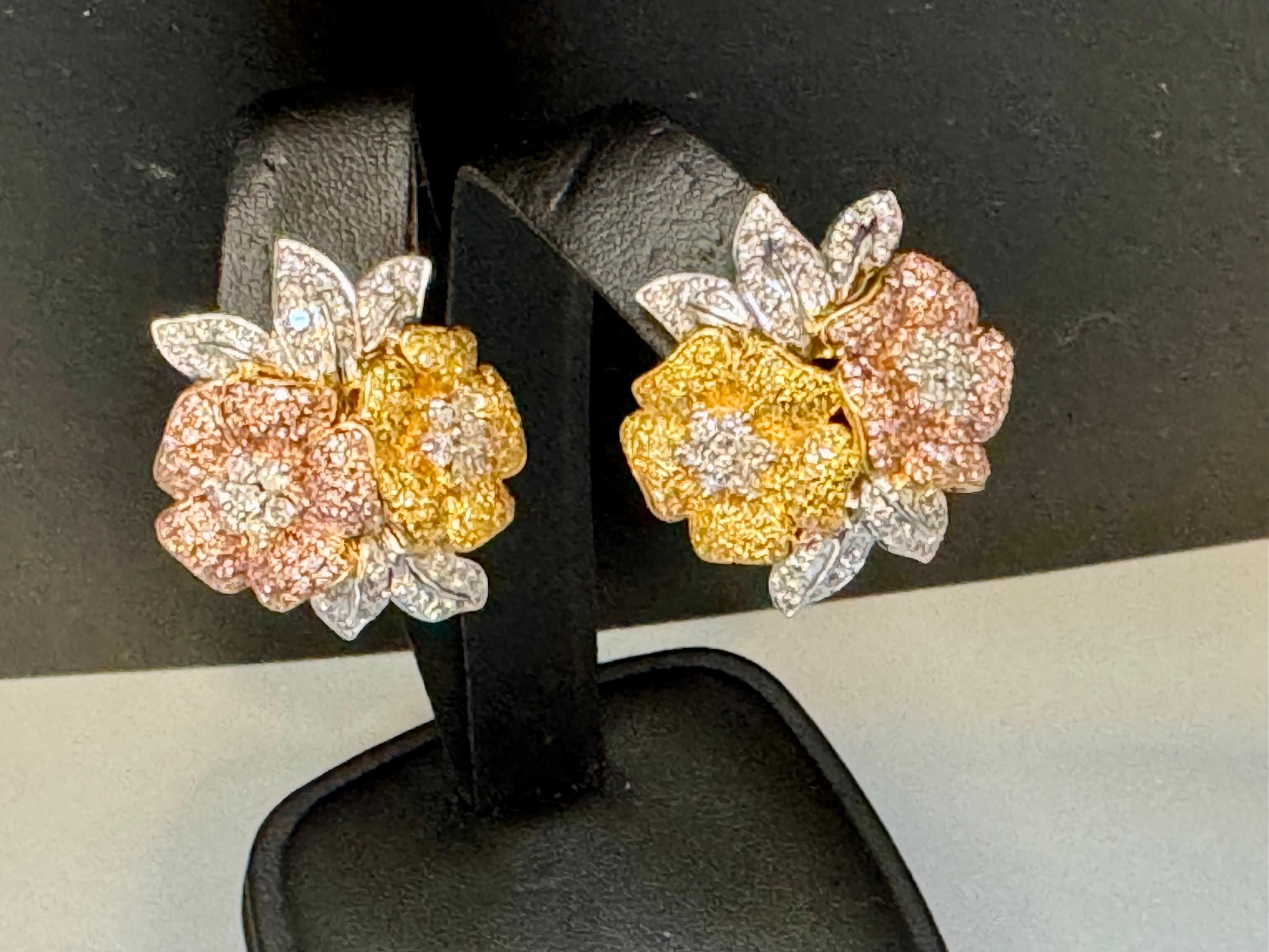4.4 Ct Natural Fancy Color Diamond Flower Earrings in 18 Kt Multi Color Gold  For Sale 2