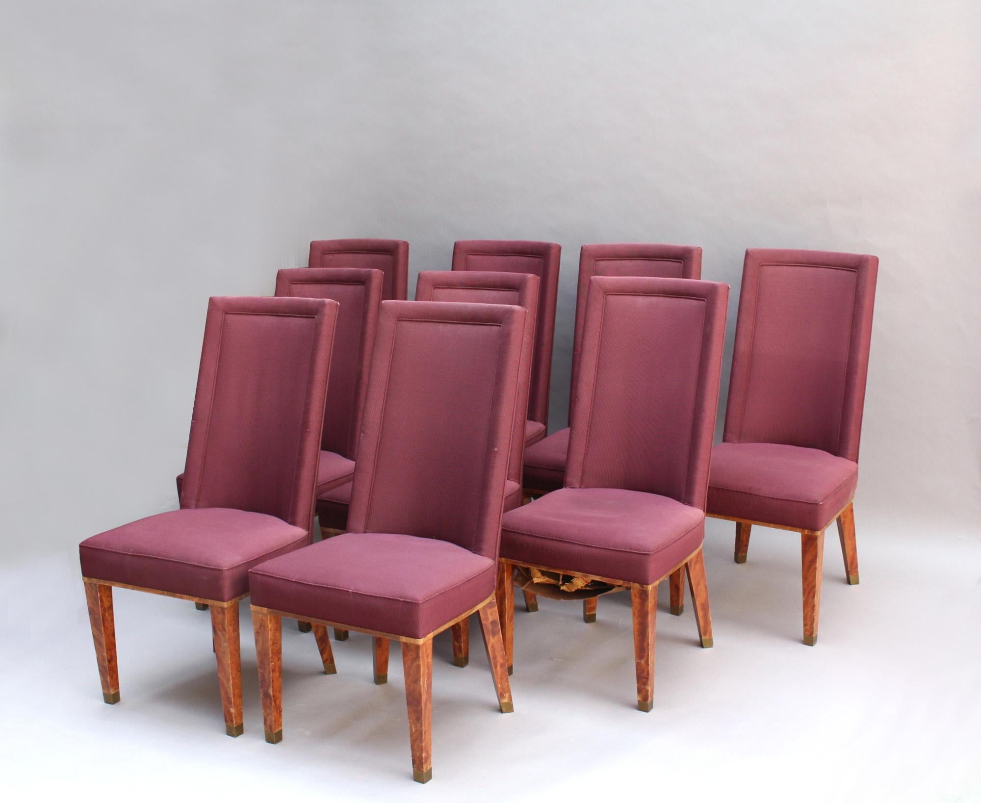 32 belles chaises de salle à manger françaises en acajou des années 1950 par Jacques Adnet 11