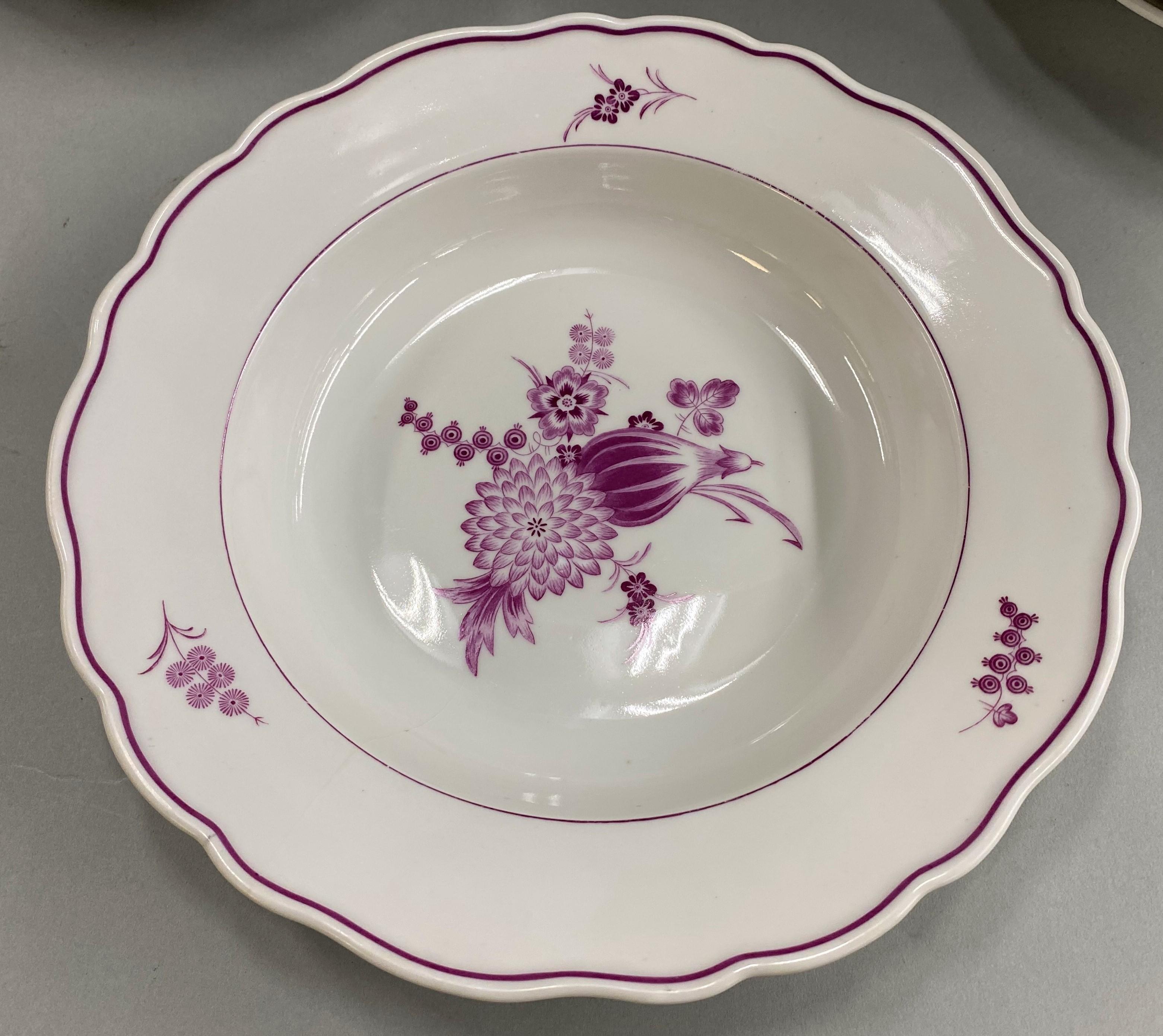 19th Century 49-Piece Meissen Porcelain Dinner Service in Rare Puce/Purple Color For Sale