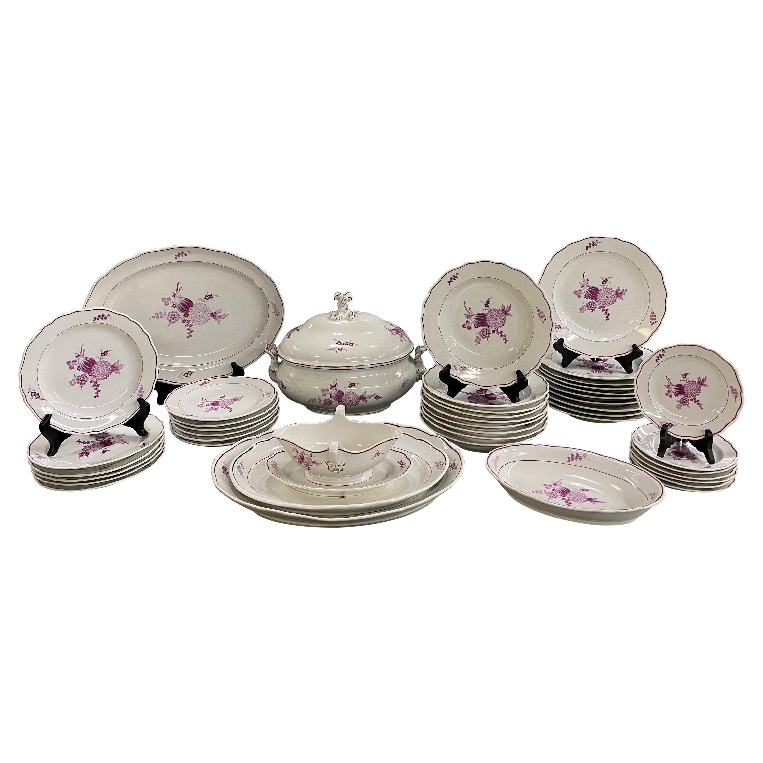 49-Piece Meissen Porcelain Dinner Service in Rare Puce/Purple Color For Sale