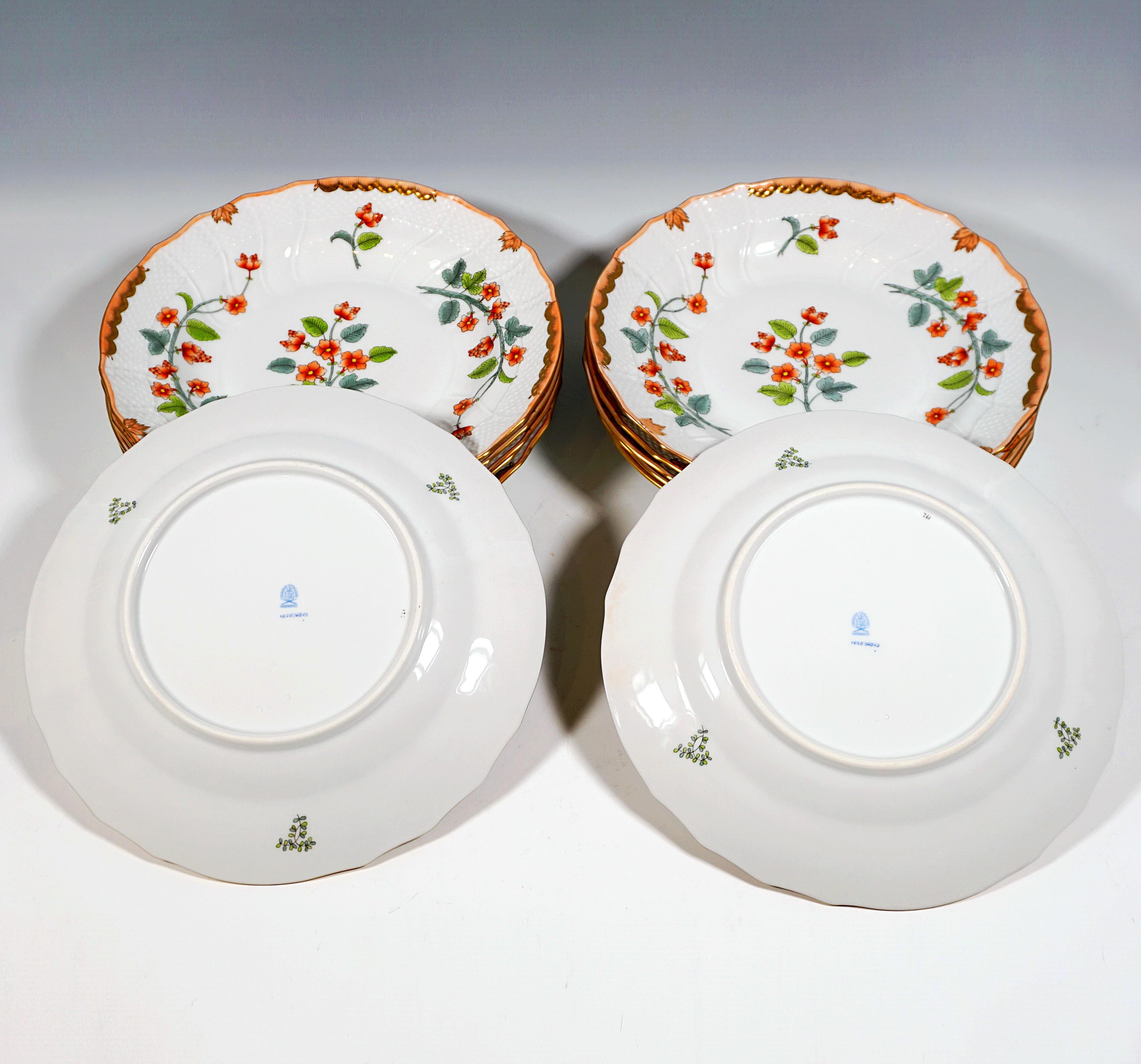 44 Pieces Windsor Flowers ' Livia ' Service de table pour 12 personnes, Herend Hongrie en vente 2