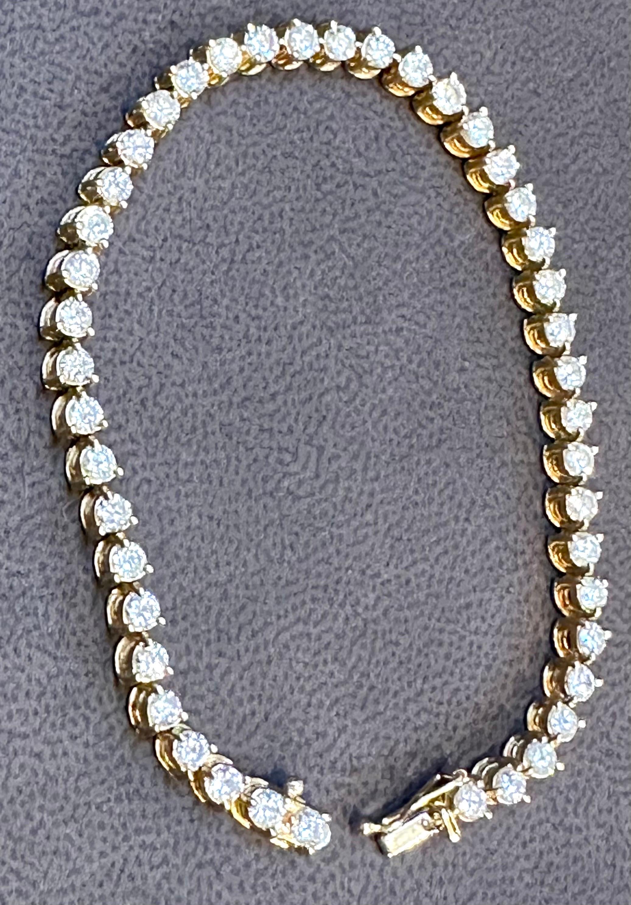 44 Round Diamond 10-12 Pointer Each Tennis Bracelet in 14 K Yellow Gold 5.0 Ct For Sale 3