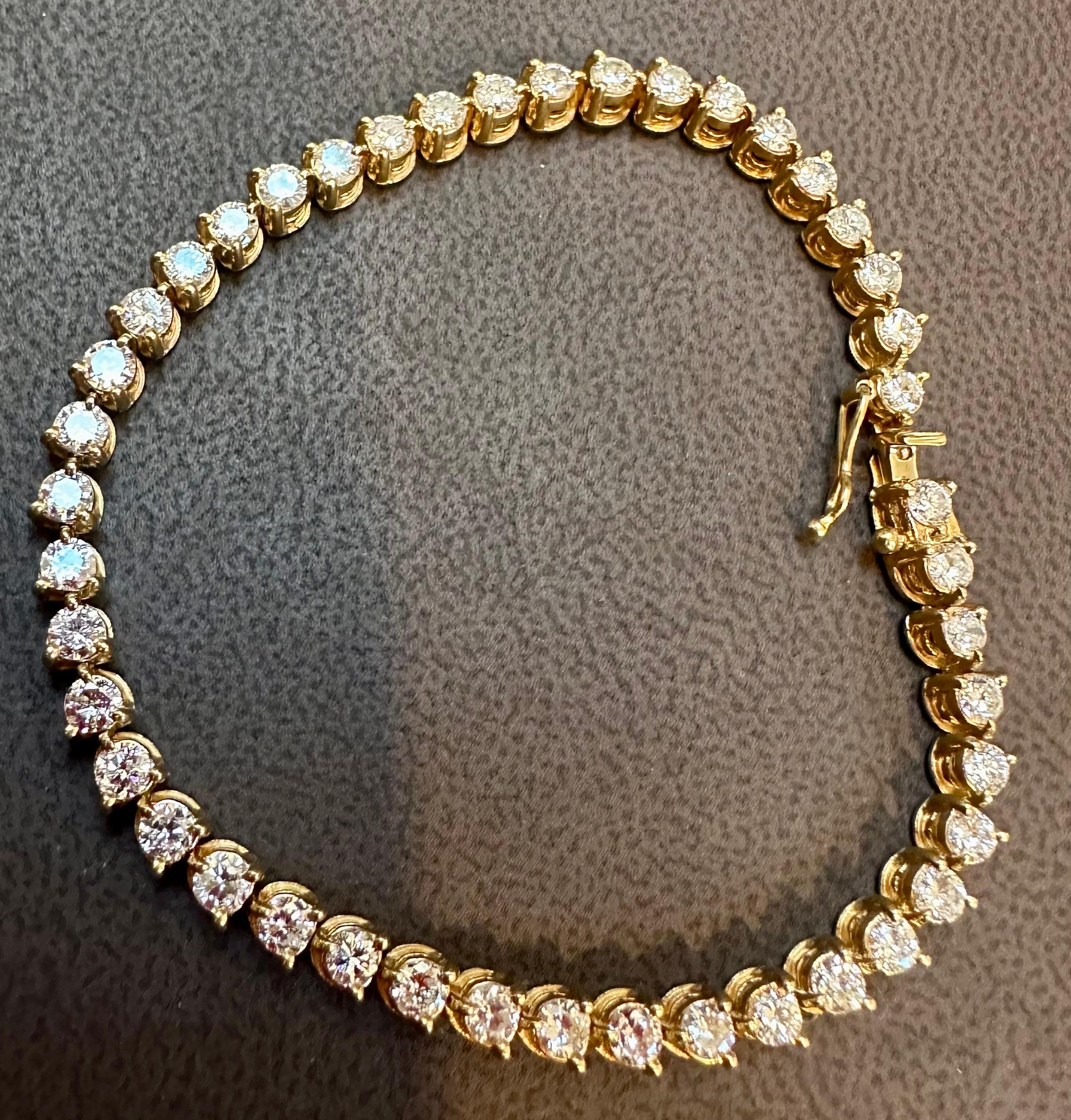 44 Round Diamond 10-12 Pointer Each Tennis Bracelet in 14 K Yellow Gold 5.0 Ct For Sale 4
