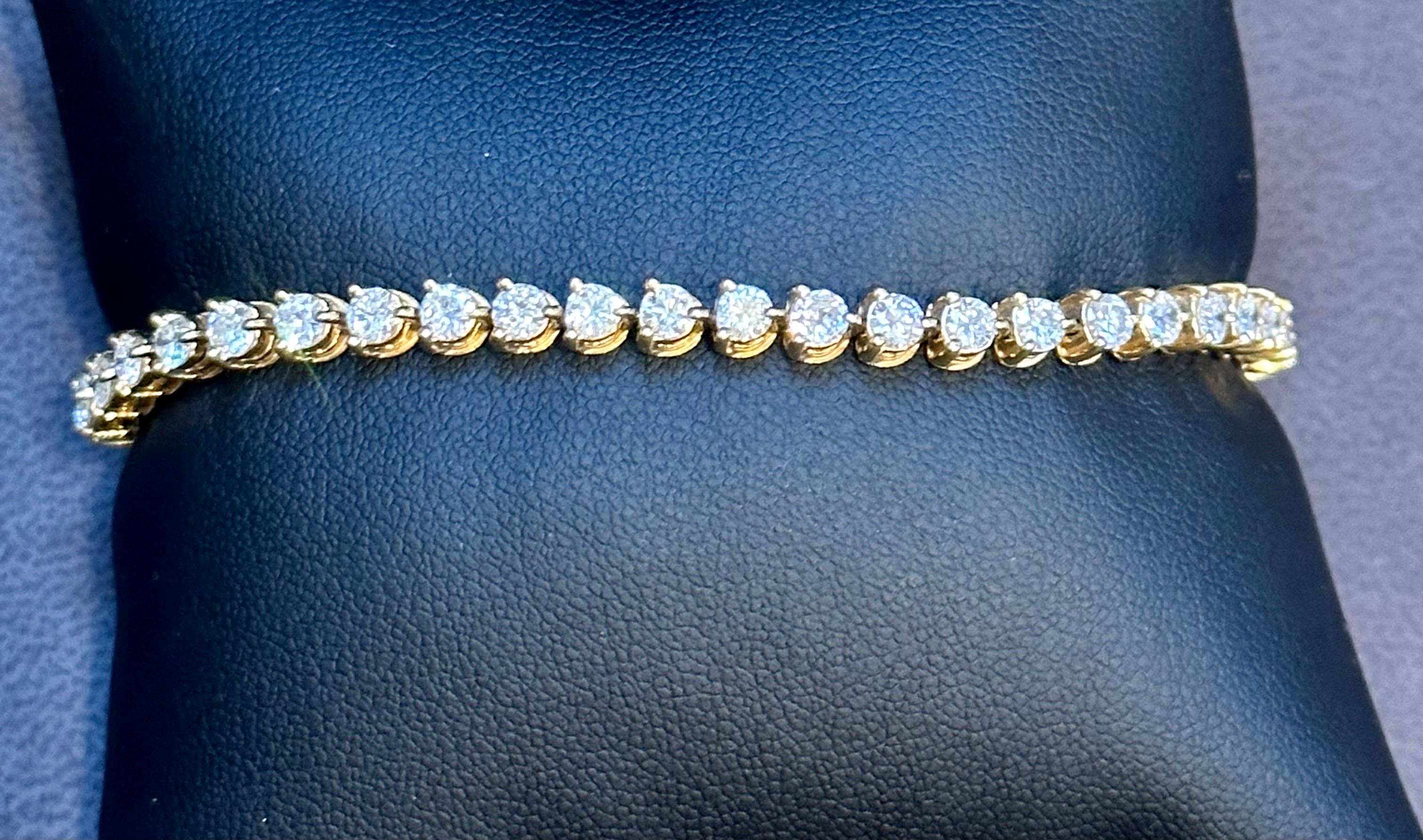 44 Round Diamond 10-12 Pointer Each Tennis Bracelet in 14 K Yellow Gold 5.0 Ct For Sale 1