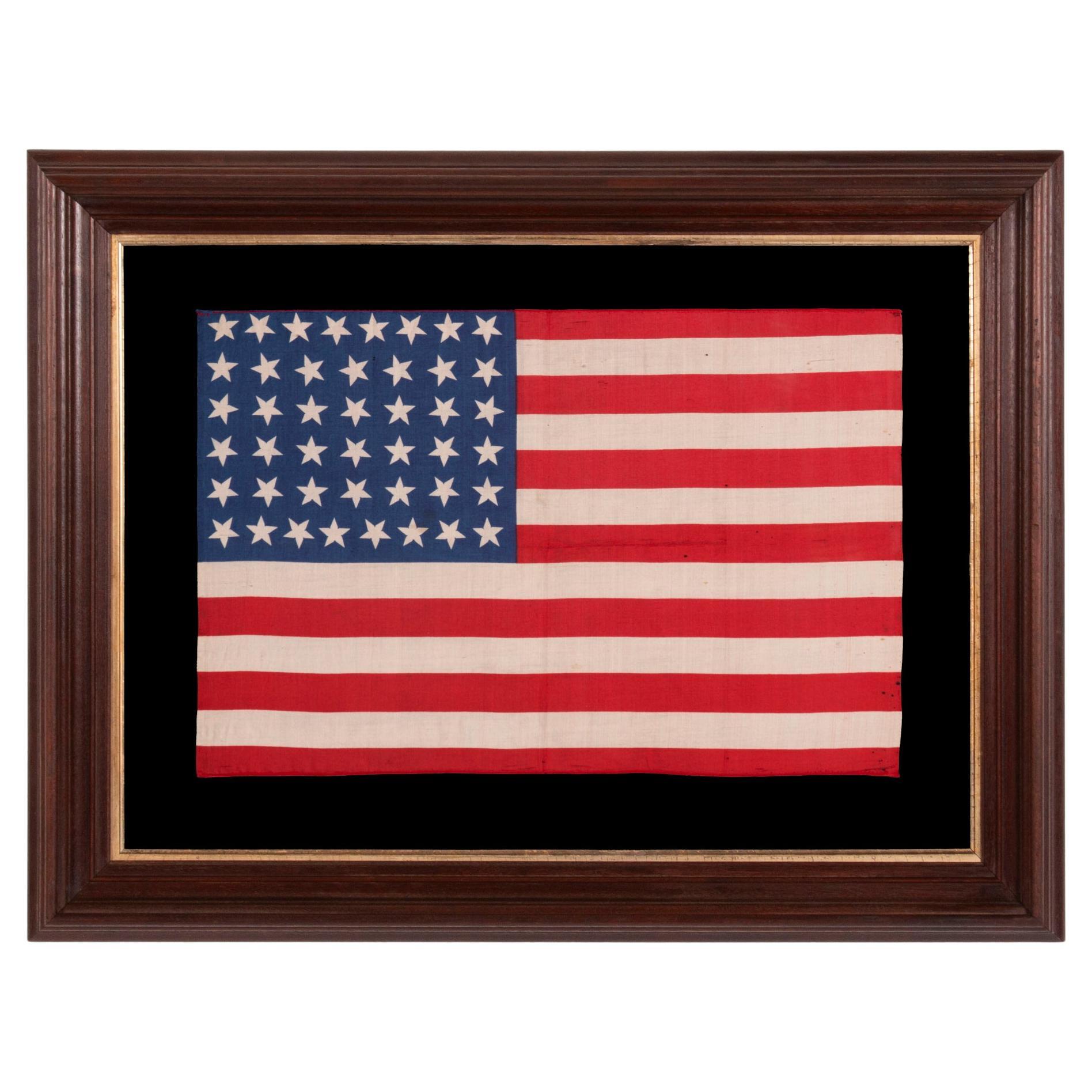 Bandera Americana Antigua de Seda de 44 Estrellas, Estado de Wyoming, ca 1890-1896