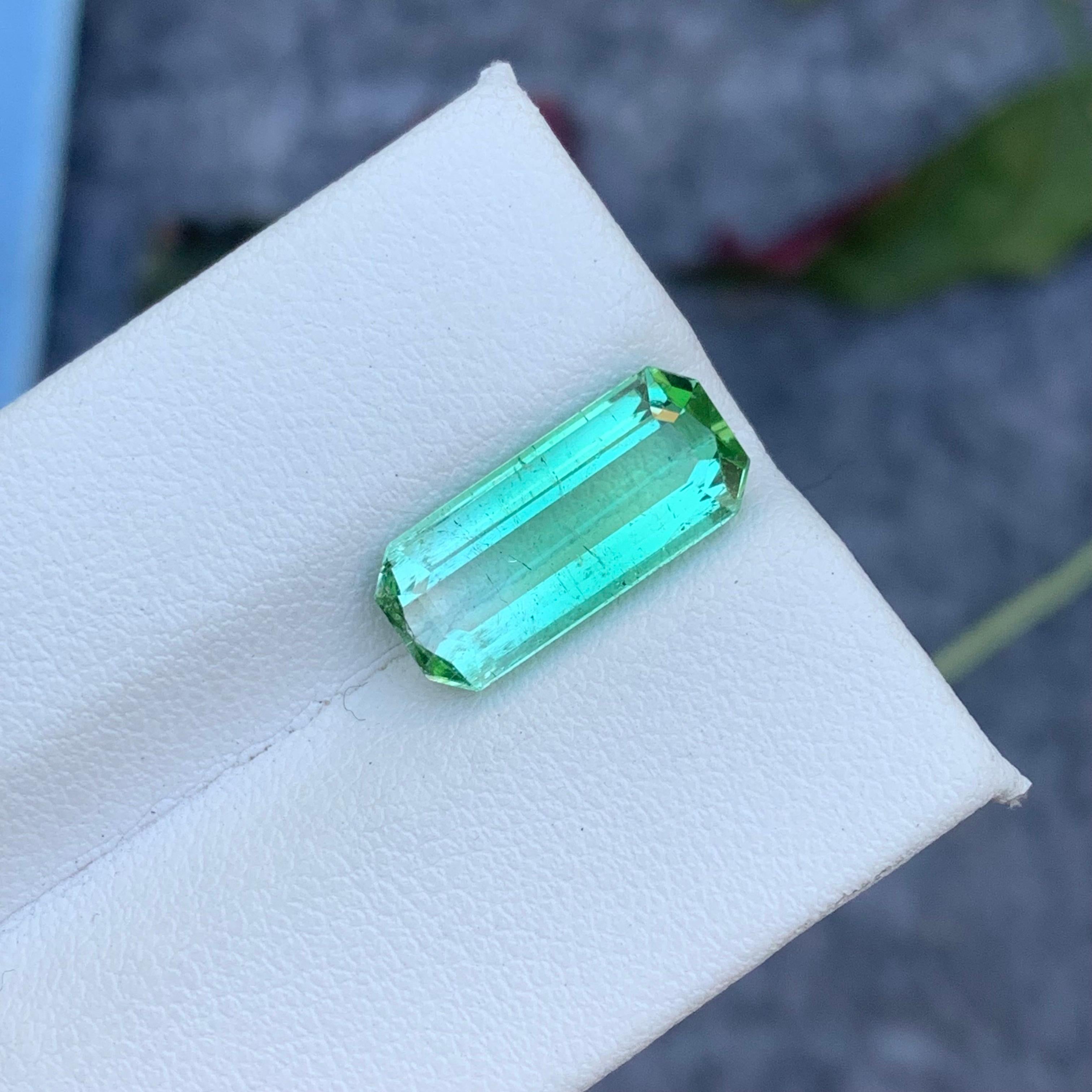 4.40 Carat Baguette Shape Natural Loose Mint Green Tourmaline From Afghanistan For Sale 2
