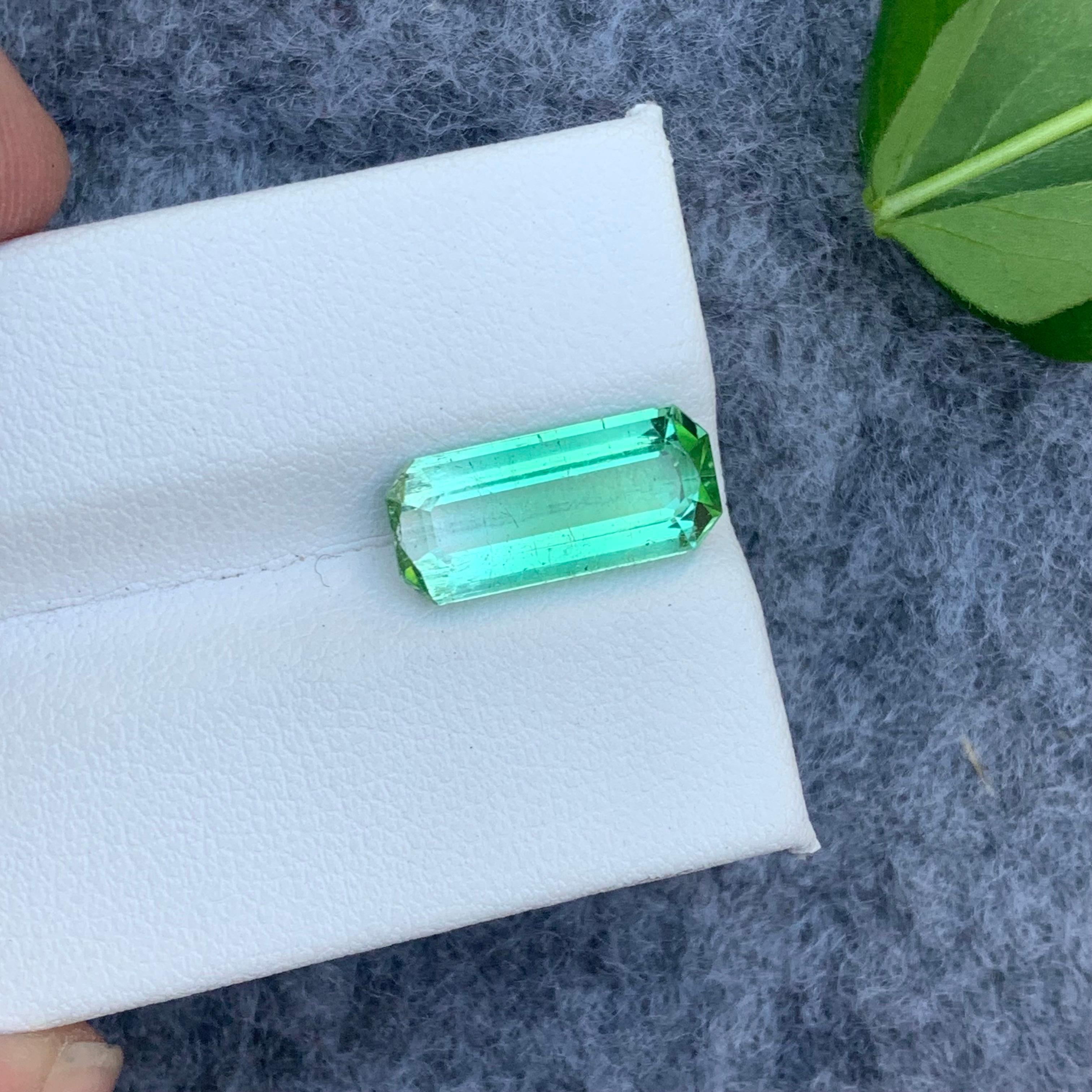 4.40 Carat Baguette Shape Natural Loose Mint Green Tourmaline From Afghanistan For Sale 6