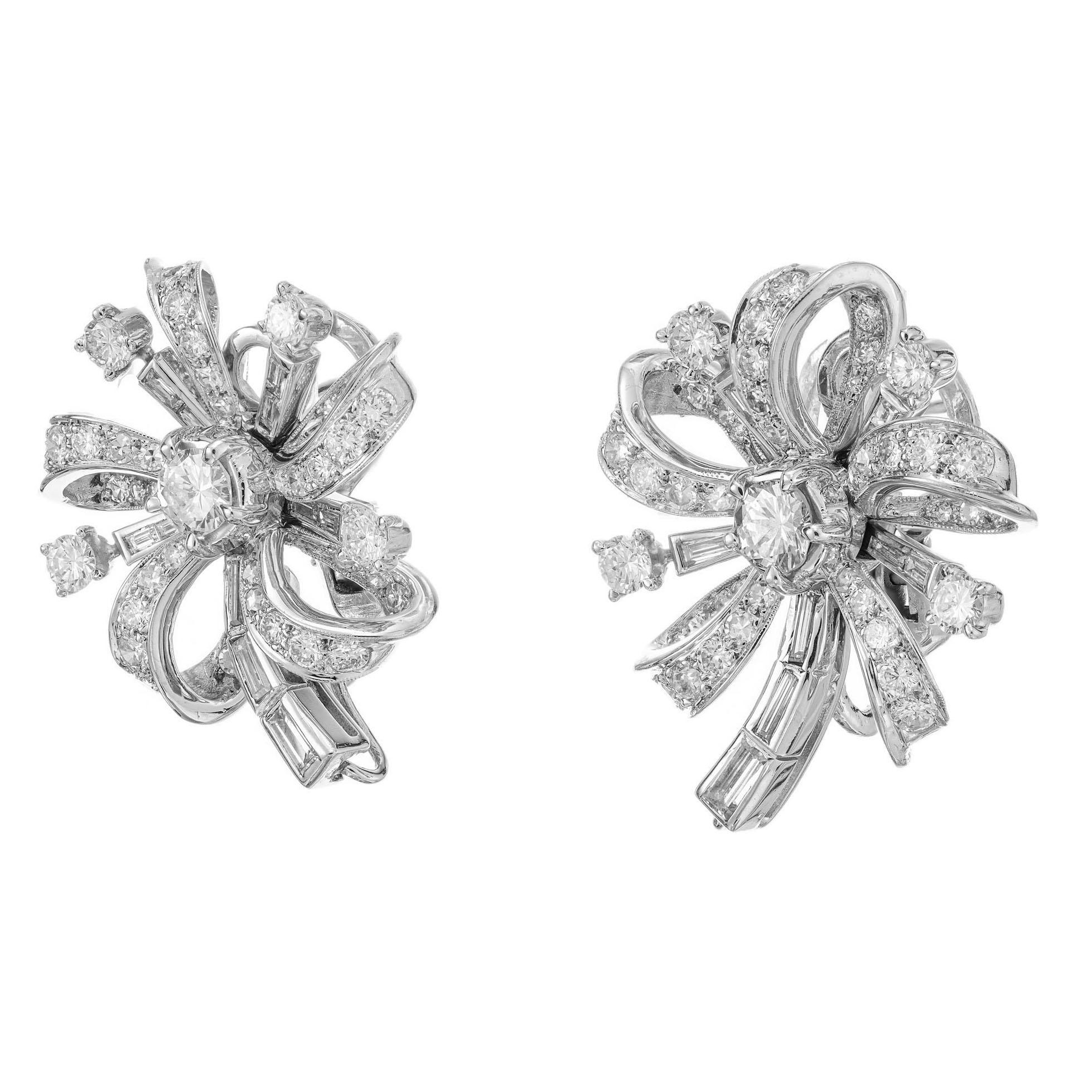 4.40 Carat Diamond White Gold Flower Earrings In Good Condition For Sale In Stamford, CT