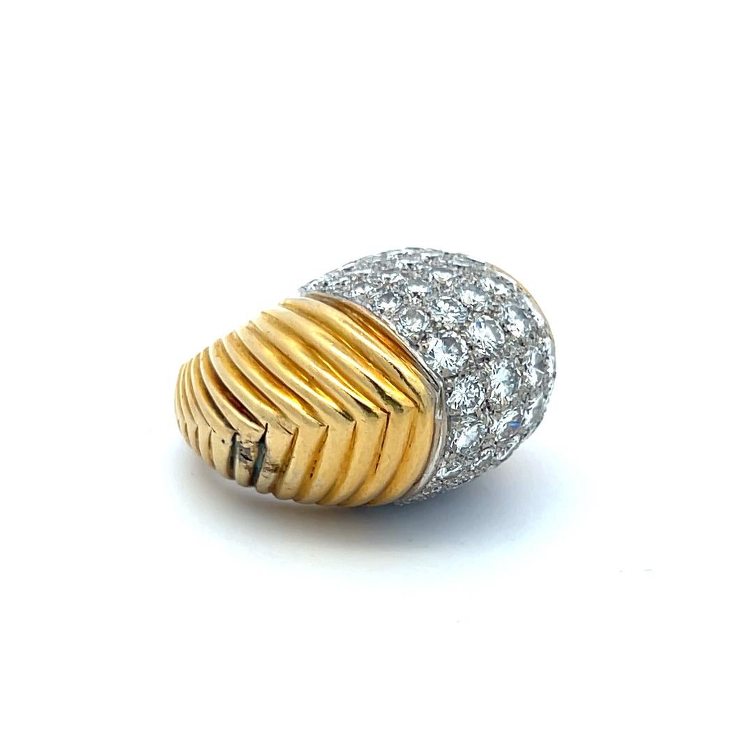 Anillo de Cóctel de Oro de Dos Tonos de 4,40 Quilates Diamante Brillante Redondo 18 Kilates en venta 1