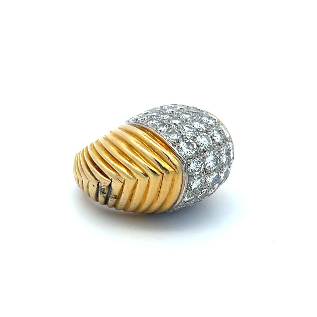 Anillo de Cóctel de Oro de Dos Tonos de 4,40 Quilates Diamante Brillante Redondo 18 Kilates en venta 2