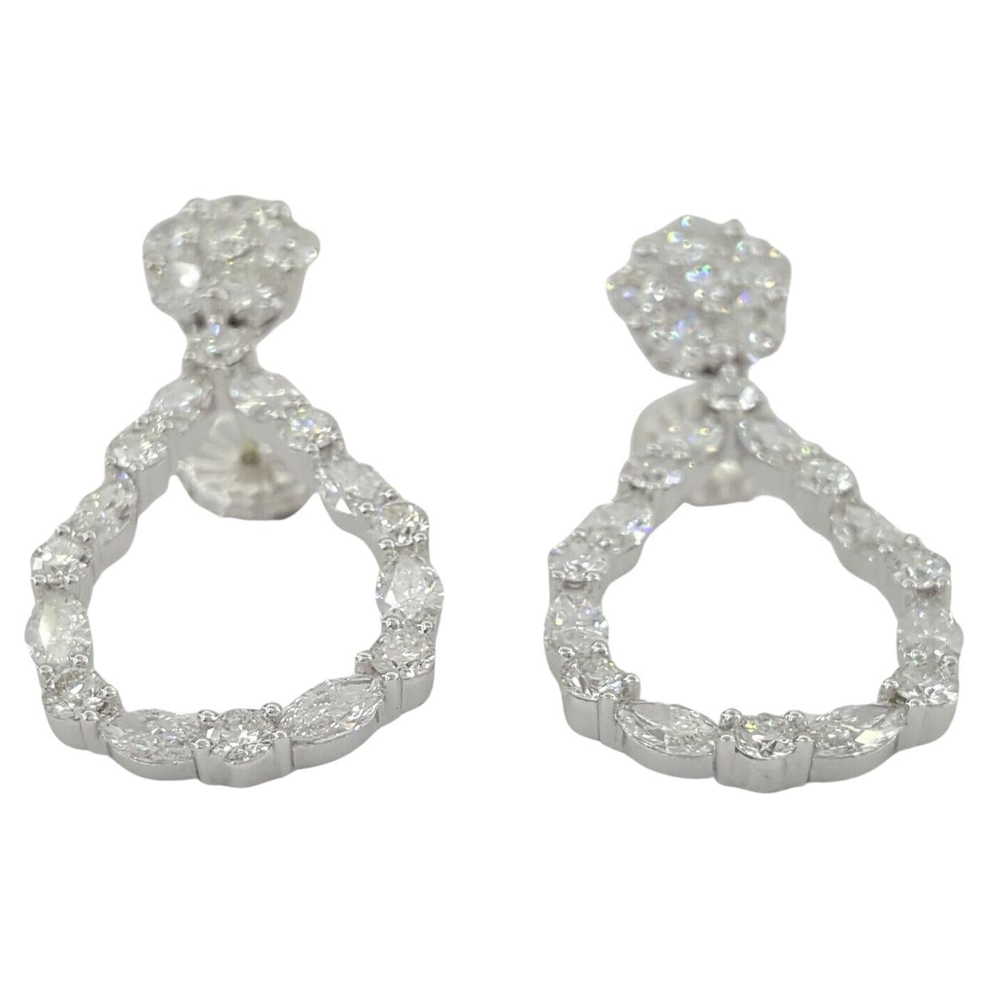Pendientes de lágrima con diamantes redondos y marquesa de 4,40 quilates en Nuevo estado para la venta en Chicago, IL