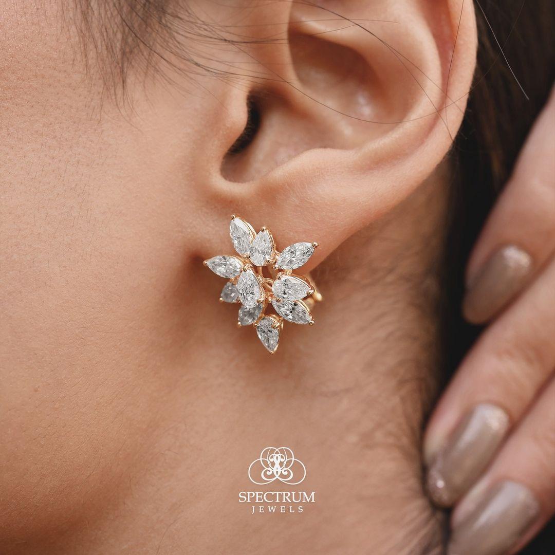Modern 4.40 Carat SI Clarity HI Color Multi Shape Diamond Earrings 14 Karat Yellow Gold For Sale