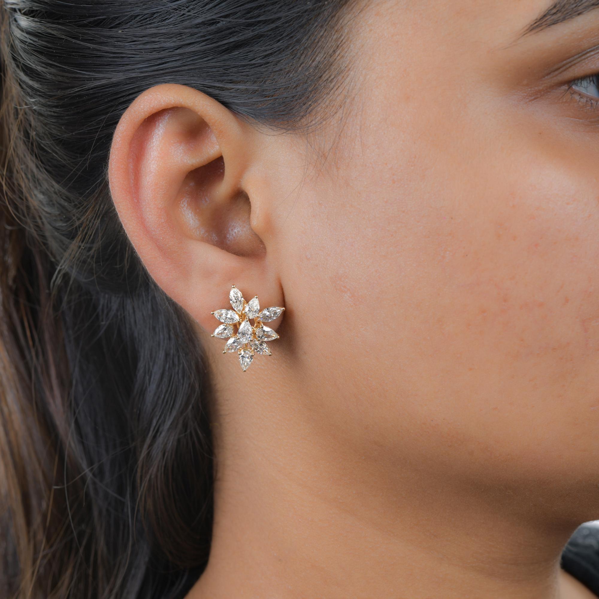 4.40 Carat SI Clarity HI Color Multi Shape Diamond Earrings 14 Karat Yellow Gold In New Condition For Sale In Diera, Dubai