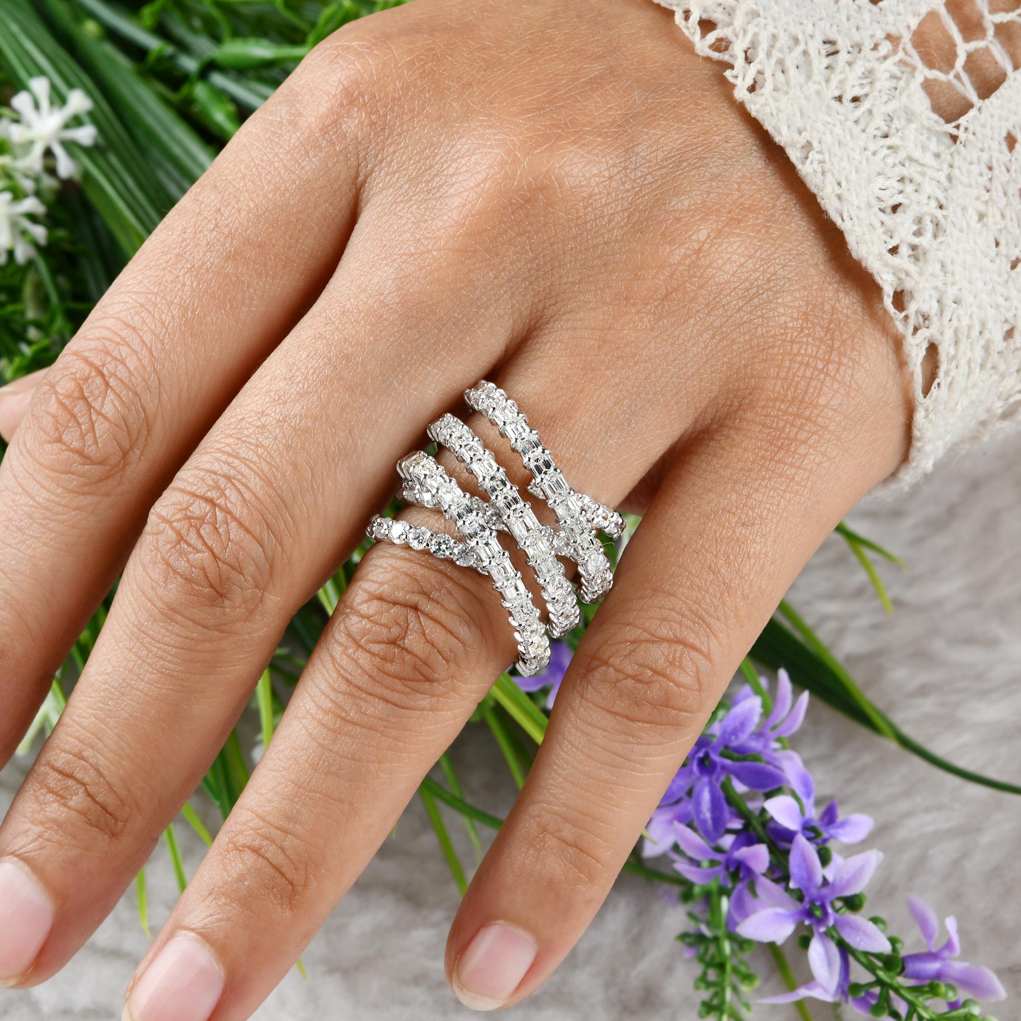 4,40 Karat SI/HI runder Diamantring mit Smaragdschliff im Smaragdschliff, mehrreihiger Ring aus 18 Karat Weißgold im Angebot 1