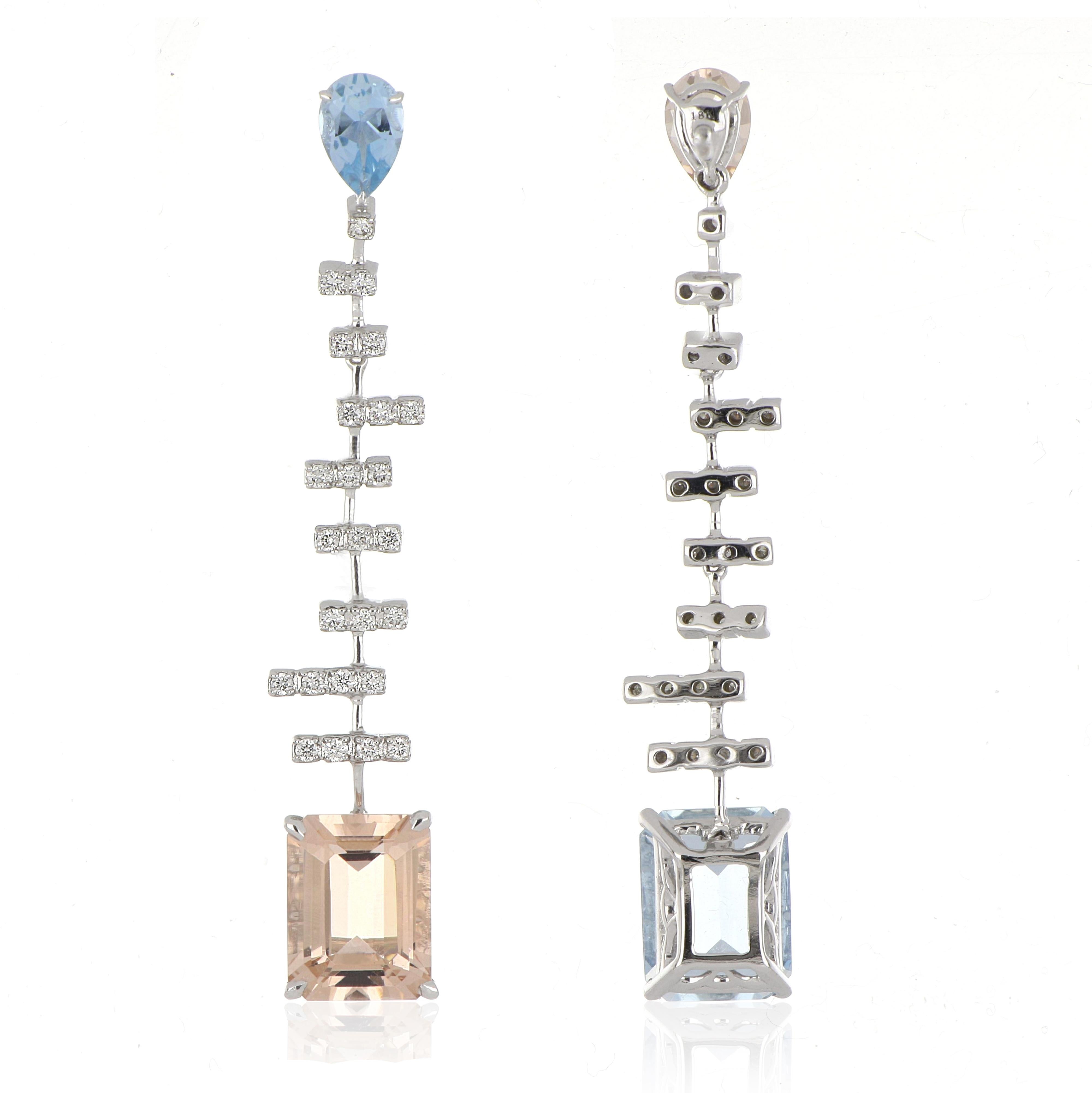 Contemporary 4.40 Carat Total Morganite and Aquamarine Earring with Diamonds in 18 Karat Gold For Sale