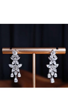 4.40 Carats Mixed Shape Diamonds 18K Gold Earrings