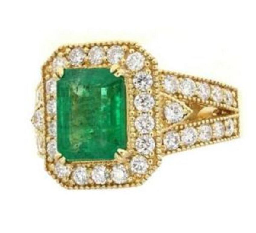 Emerald Cut 4.40 Carat Natural Emerald and Diamond 14 Karat Solid Yellow Gold Ring For Sale