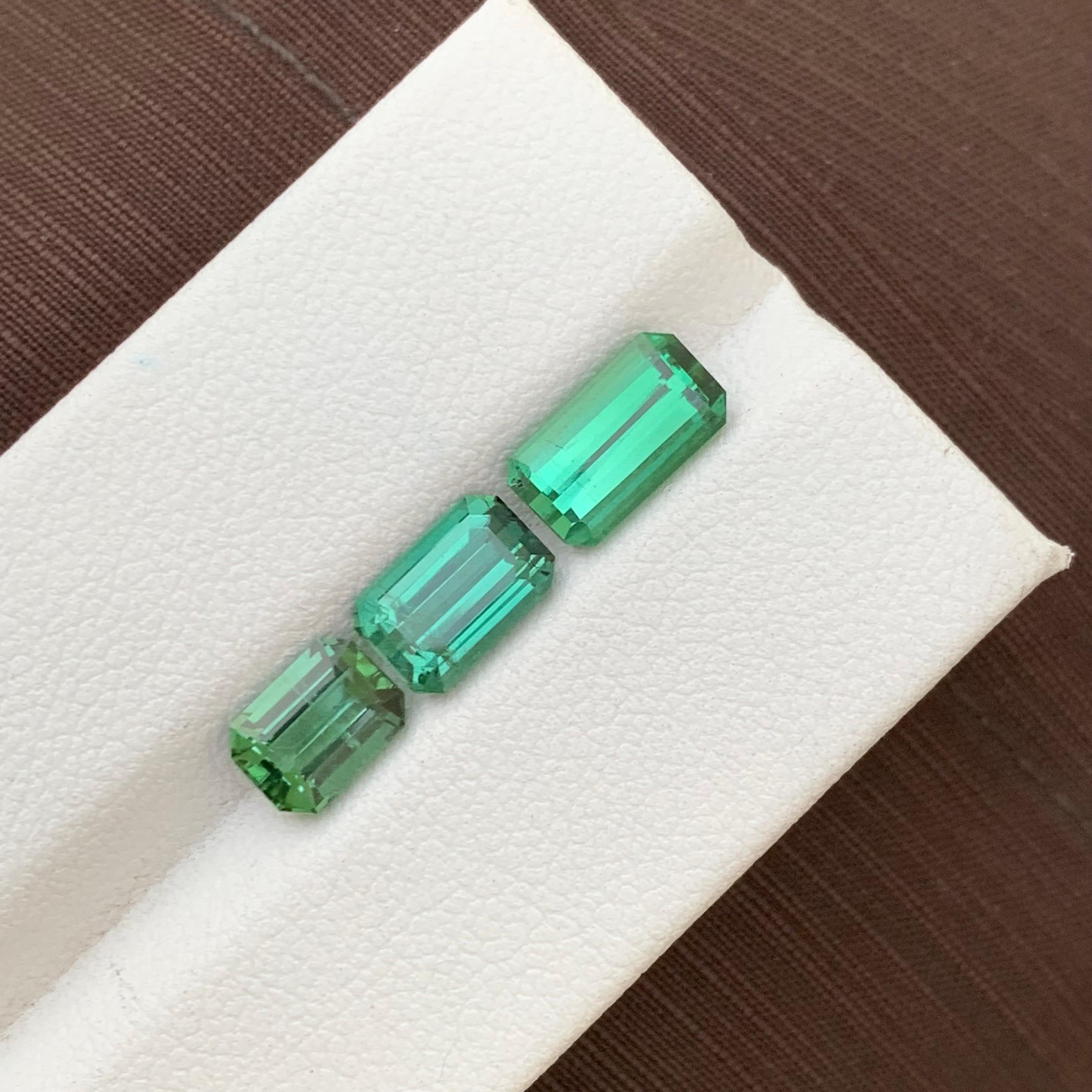 4.40 Carats Natural Genuine Loose Tourmaline Lot Emerald Shape For Jewellery Set For Sale 3