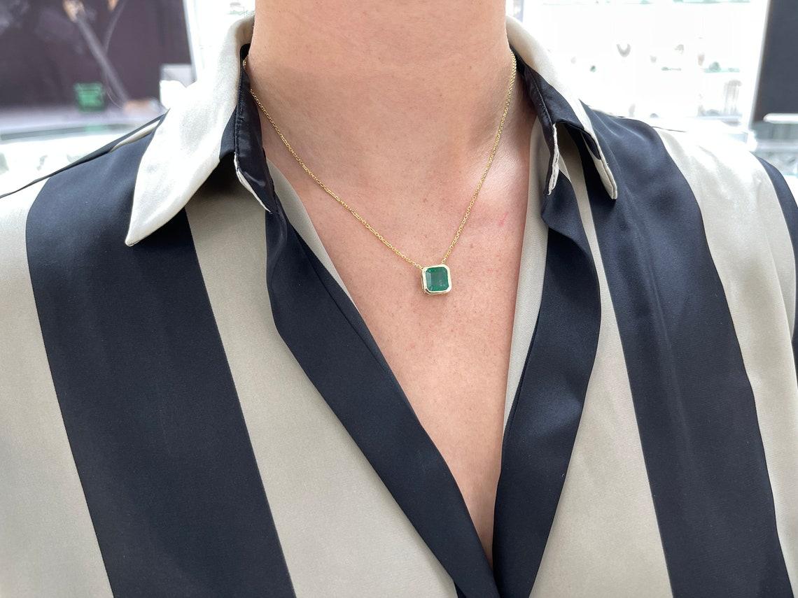 4.40ct 14K Natural Asscher Cut Emerald Solitaire Gold Pendant Medium Dark Green For Sale 5