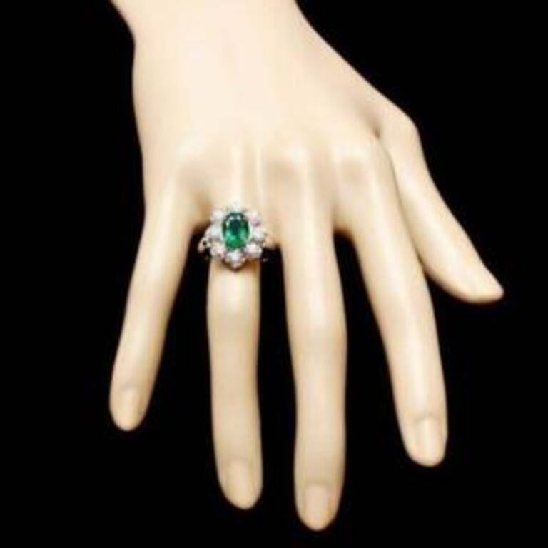 4.40 Carat Natural Emerald and Diamond 14 Karat Solid White Gold Ring In New Condition For Sale In Los Angeles, CA