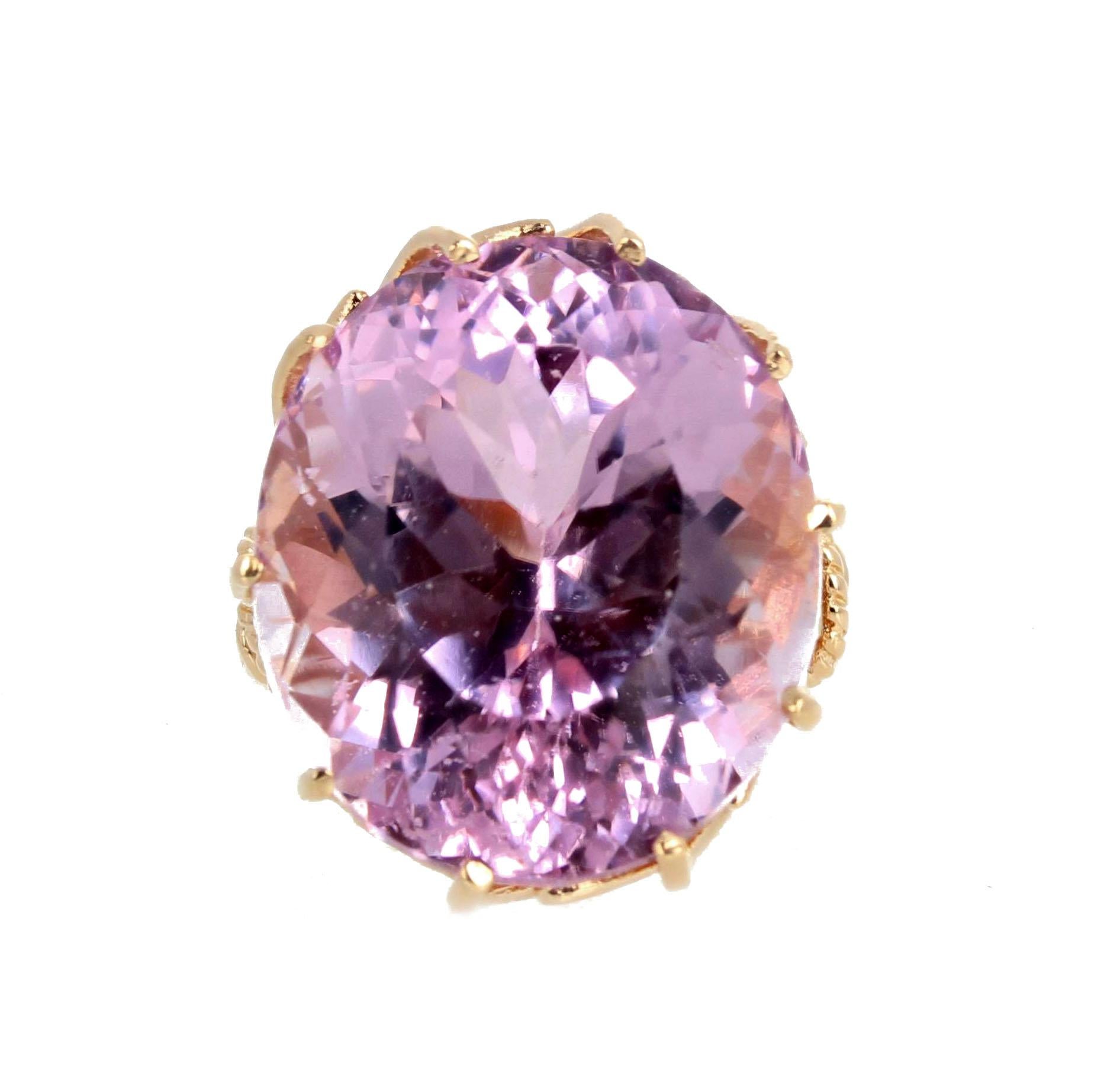 AJD HUGE Violet Precious Magnificent Natural 44.1Ct Kunzite Gold Cocktail Ring 1