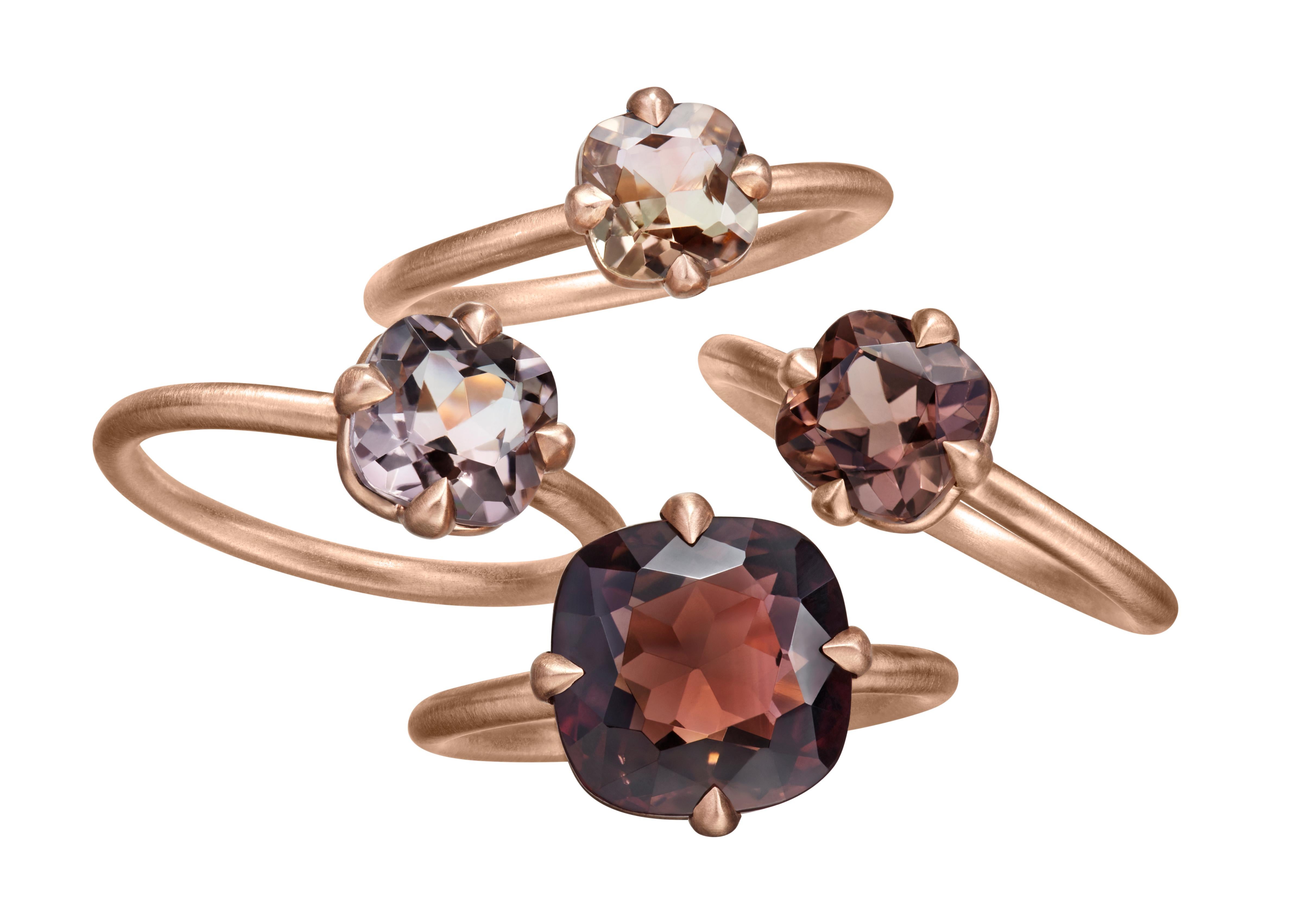 Contemporary 4.42 Carat Chocolate Tourmaline Rose Gold Cocktail Ring For Sale