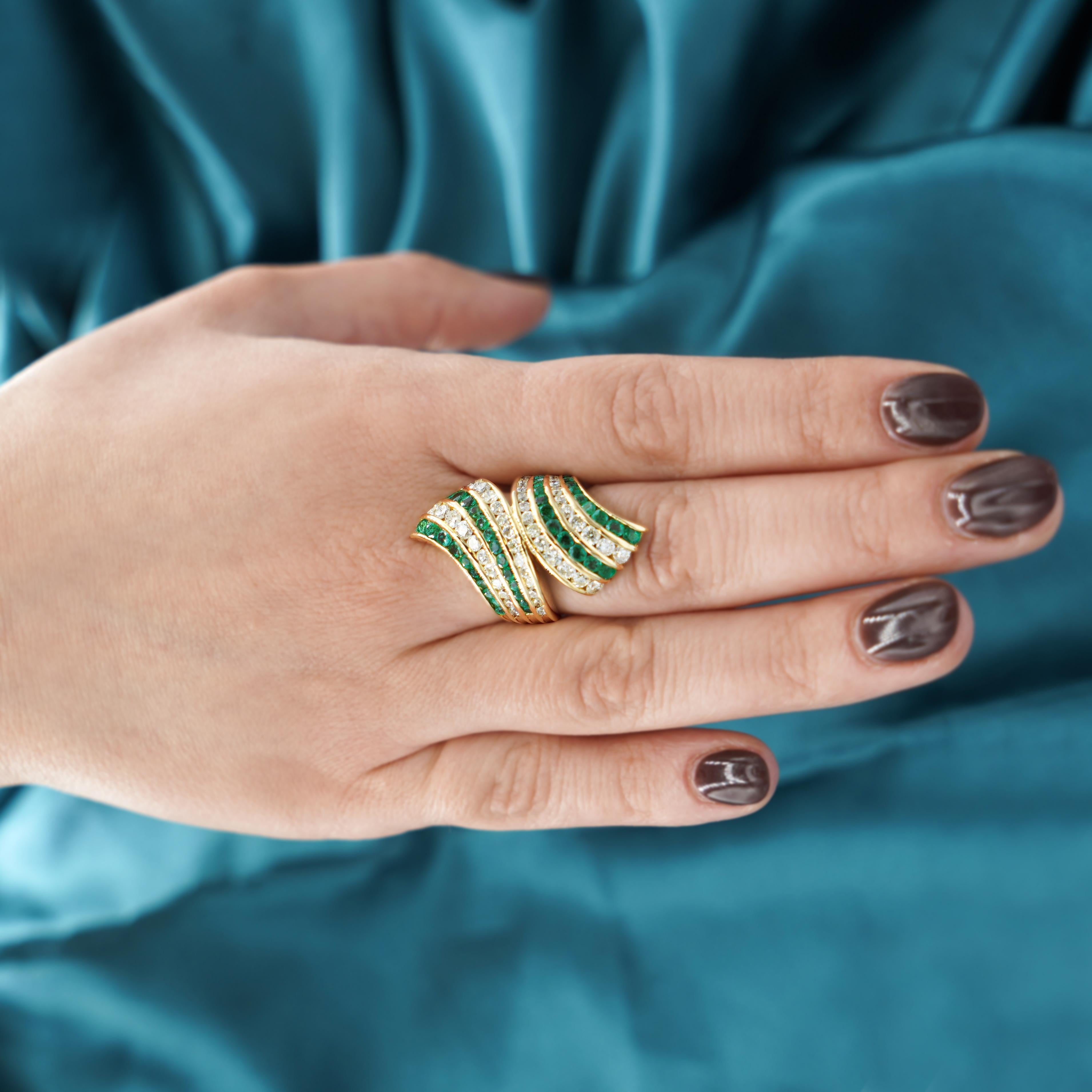 Round Cut 4.42 Carat Emerald & Diamond Pave 18K Gold Bypass Cluster Ring For Sale