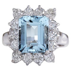 Natural Aquamarine 14 Karat White Gold Diamond Ring