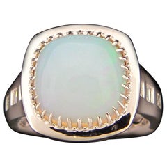 Anillo de Cóctel de Ópalo Cojín y Diamantes de 4,43 Quilates